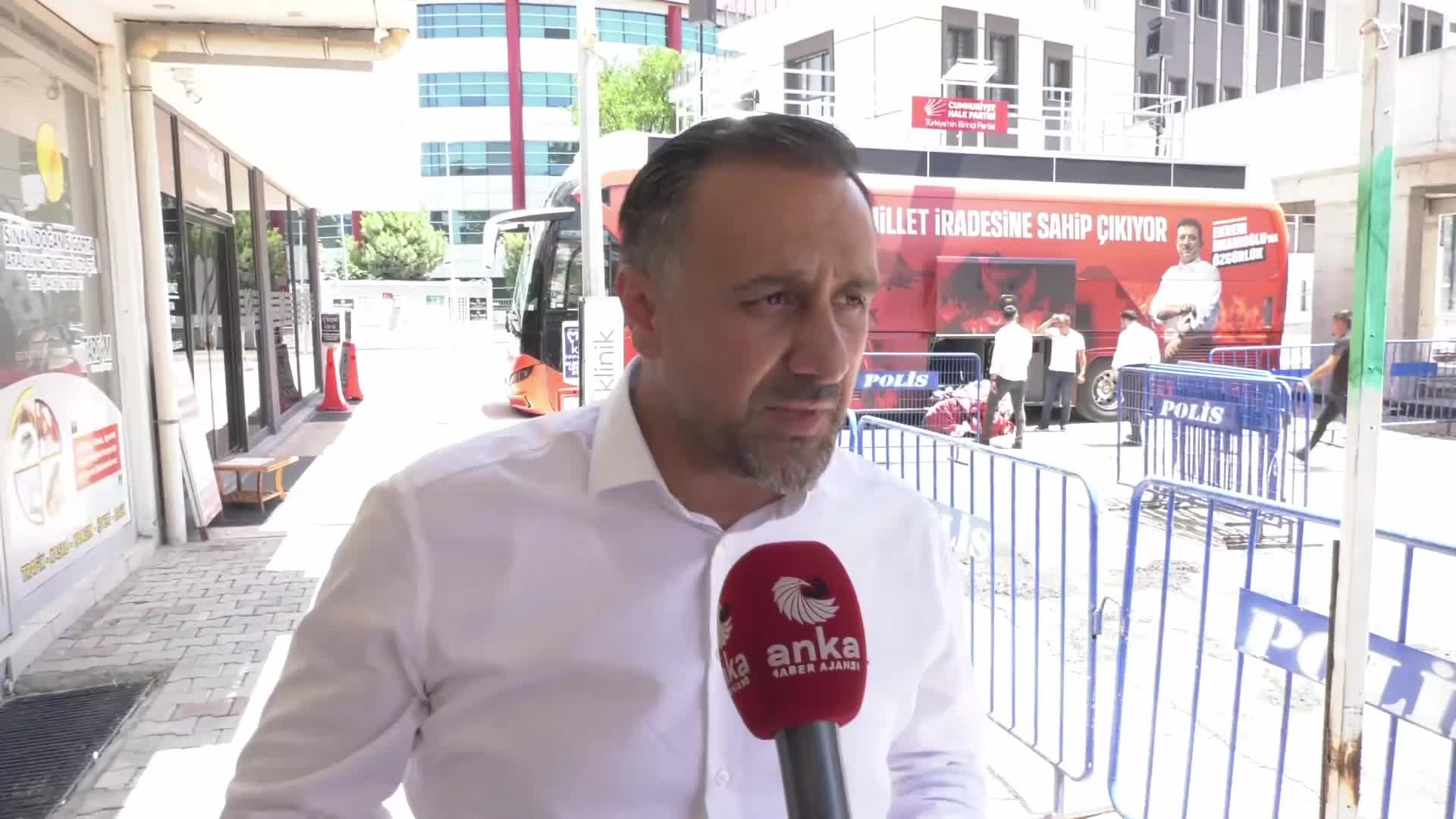 CHP'den Adıyaman İl Başkanlığı önünde halk buluşması...Adıyaman İl Başkanı Doğan: "Bu halkın oyları gasbedilmiş durumda"