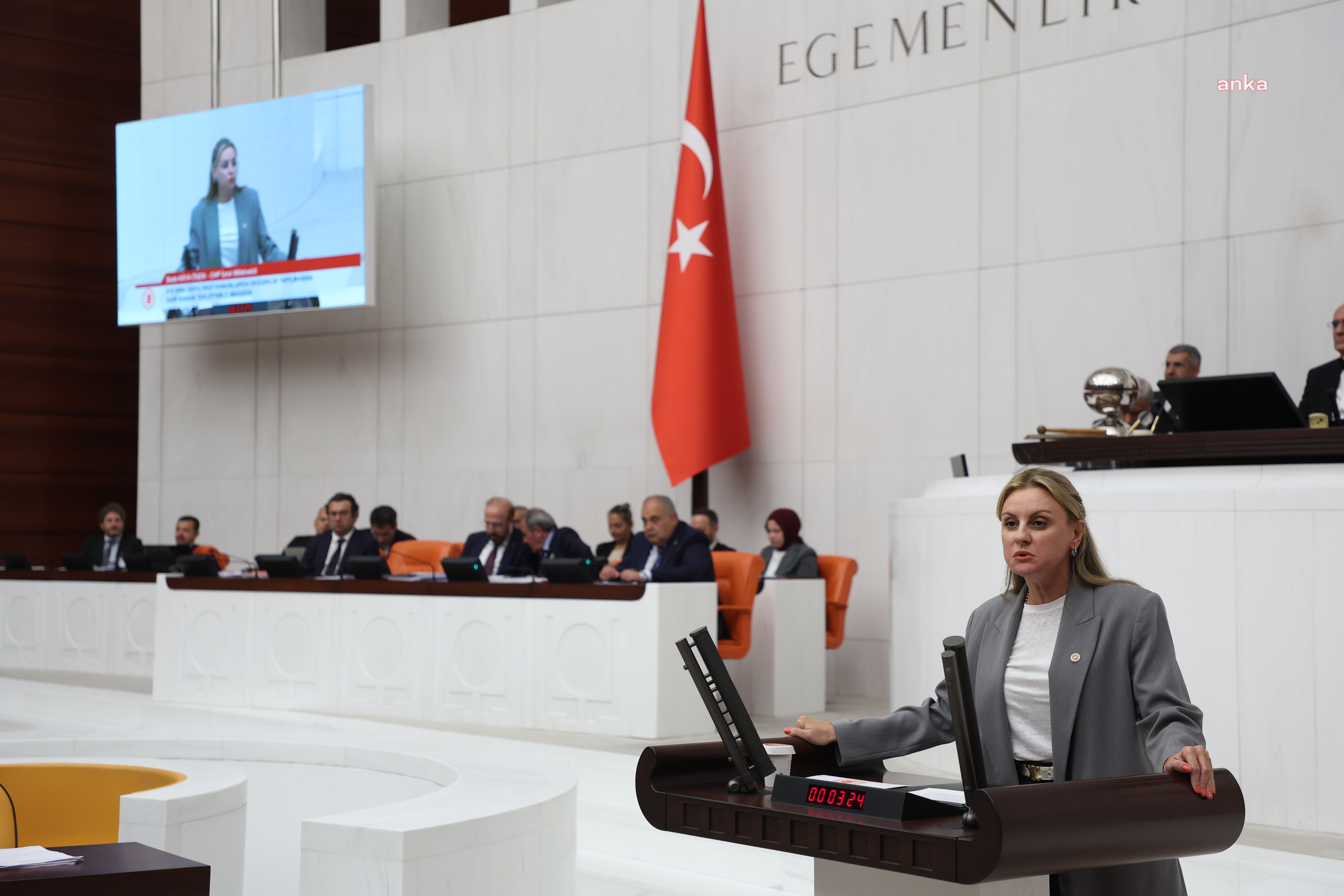 CHP'li Ösen’den Egeli milletvekillerine: Oy aldığınız köyler yerle bir edildiği zaman, maden ocaklarından çıkarılan kömürlerle mi konuşacaksınız?