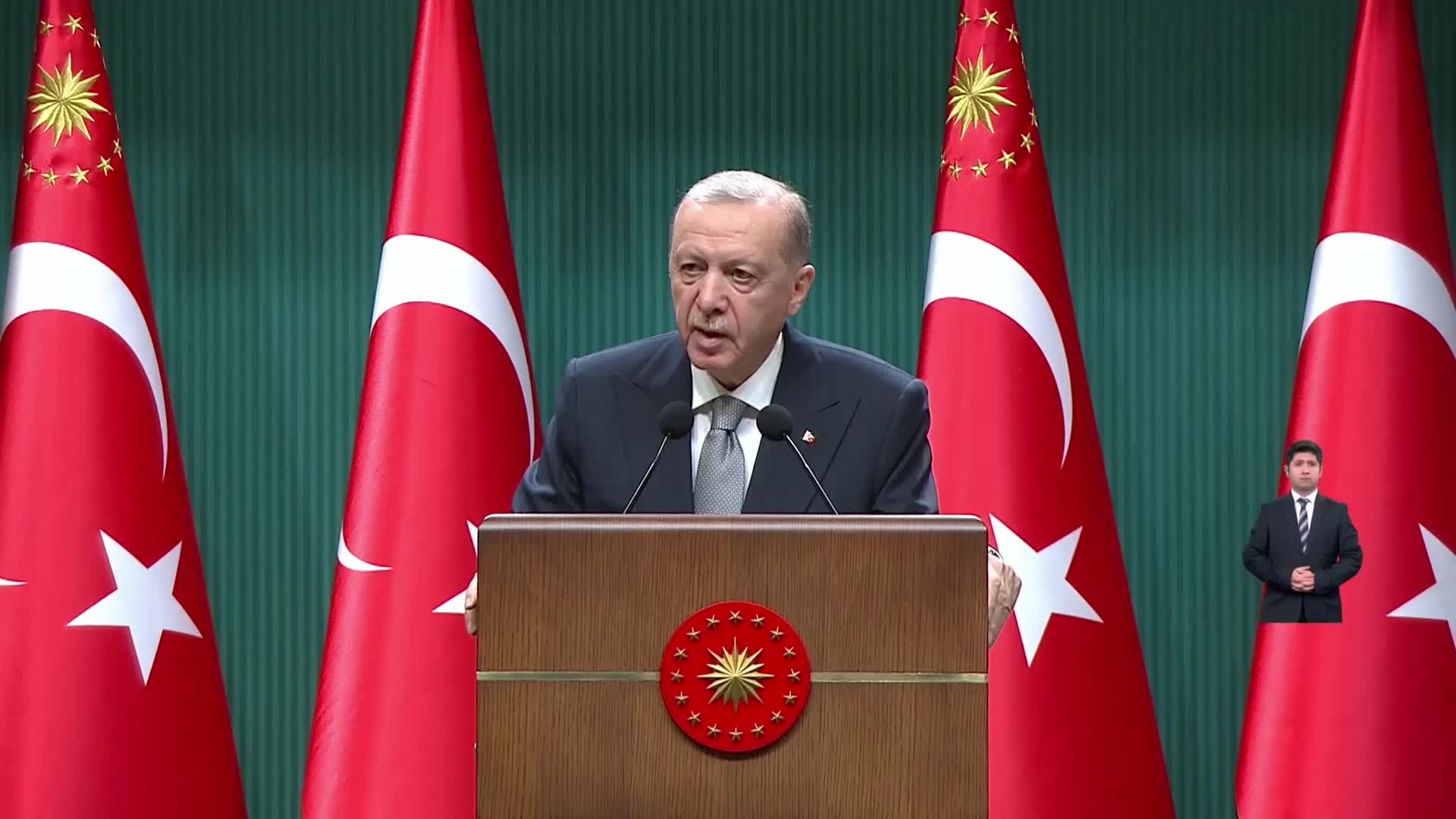 Cumhurbaşkanı Erdoğan: Memurlar, doğumdan itibaren ilk öğretim çağına başlayana kadar yarı zamanlı çalışabilecek