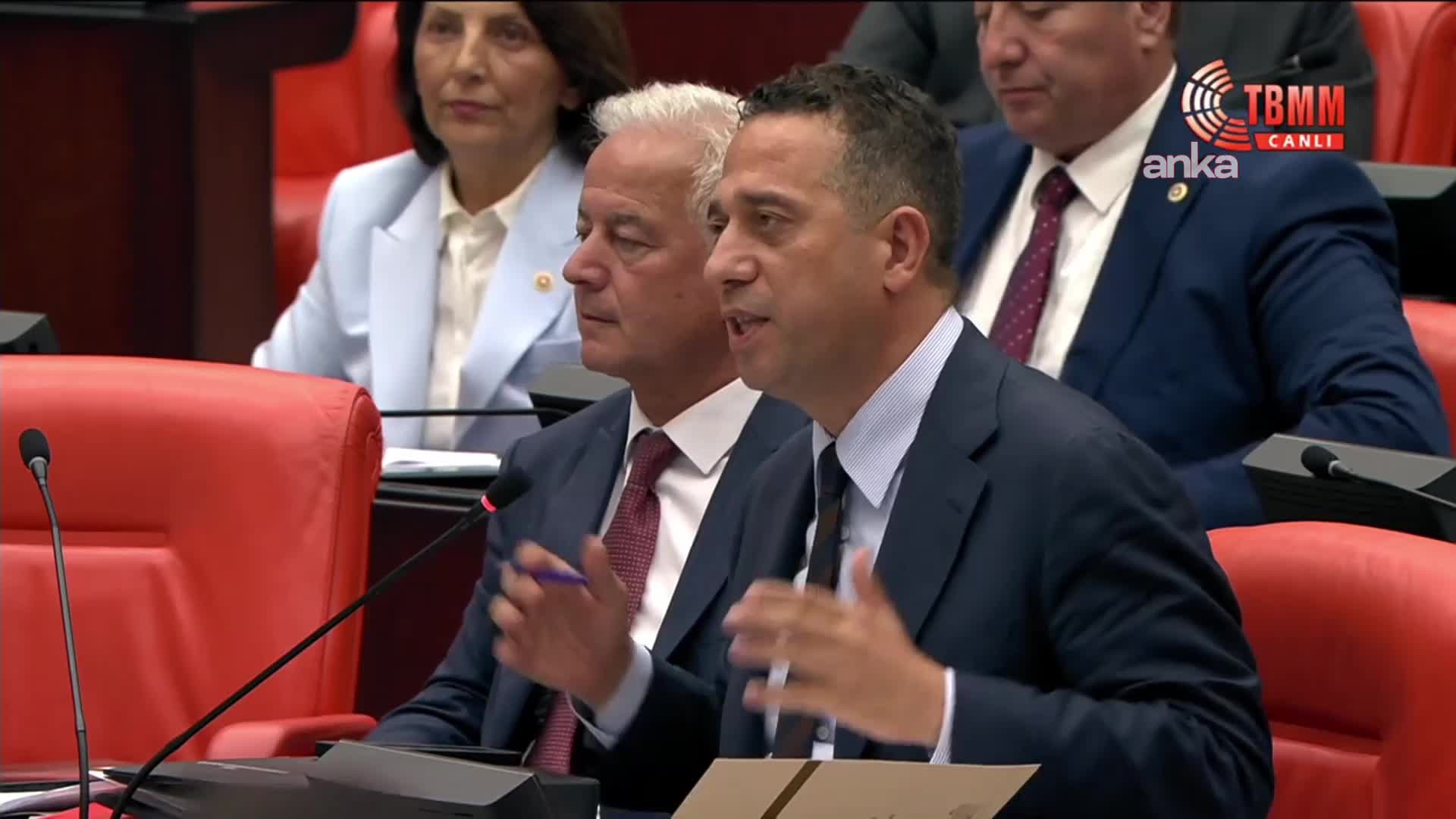 TBMM Genel Kurulu'nda "LGS" tartışması...CHP'li Başarır: Görevden alınan bilişim sorumlusunun 2022'de çocuğu da tüm soruları tam yapmış