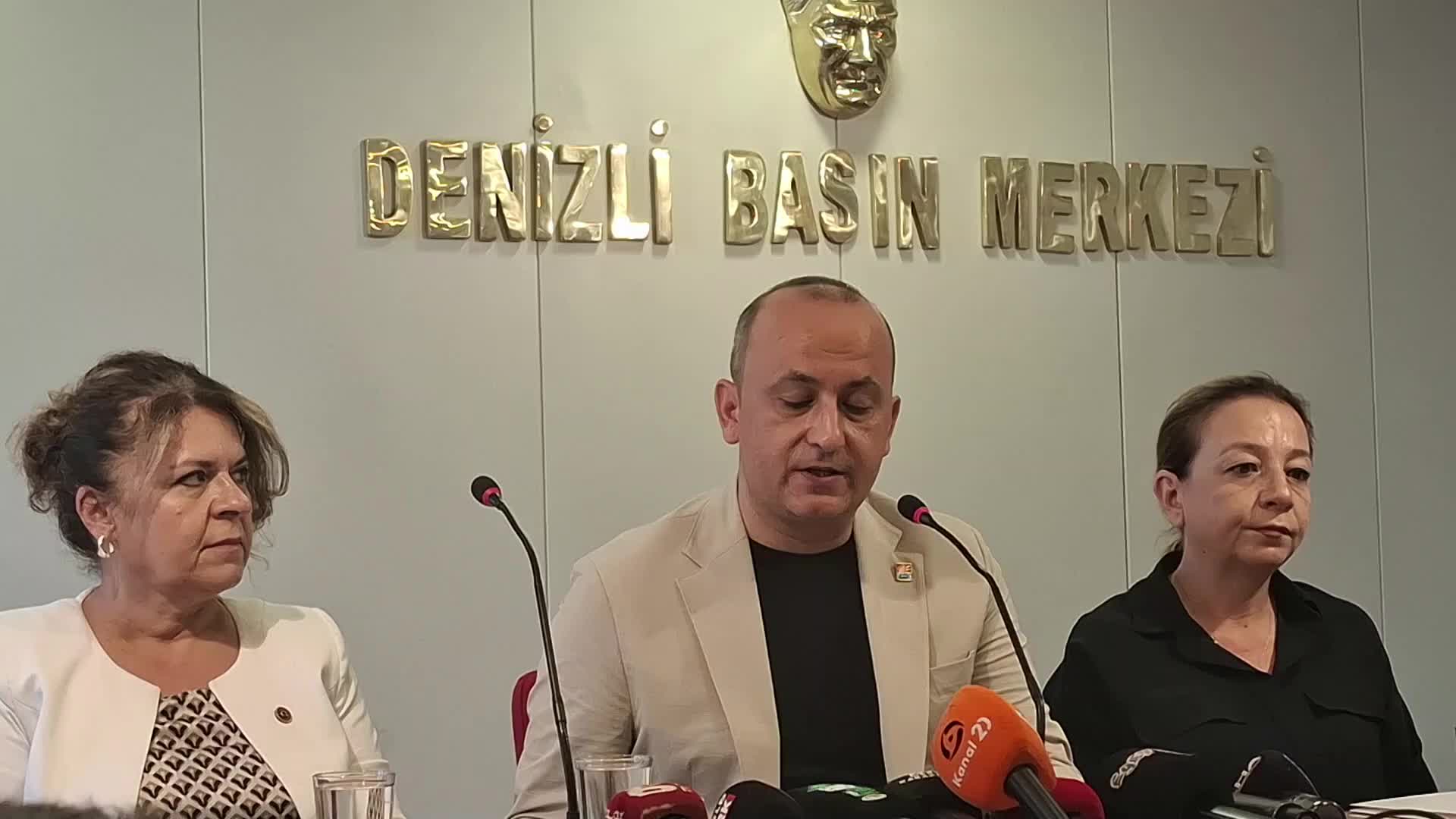 CHP Pamukkale İlçe Başkanı Coşkun: "Turizm sezonunun ortasında Pamukkale’ye gelen misafirler bir şantiye sahasına gelmiş durumda"