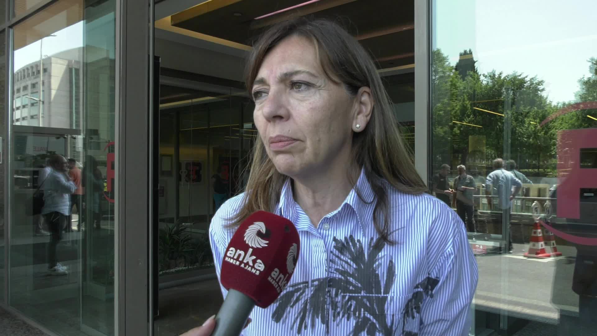 Altan Öymen yoğun bakıma kaldırıldı... Kızı Aslı Öymen: Entübe edildi ama çok güçlü biridir, bunu atlatacağına inanıyoruz
