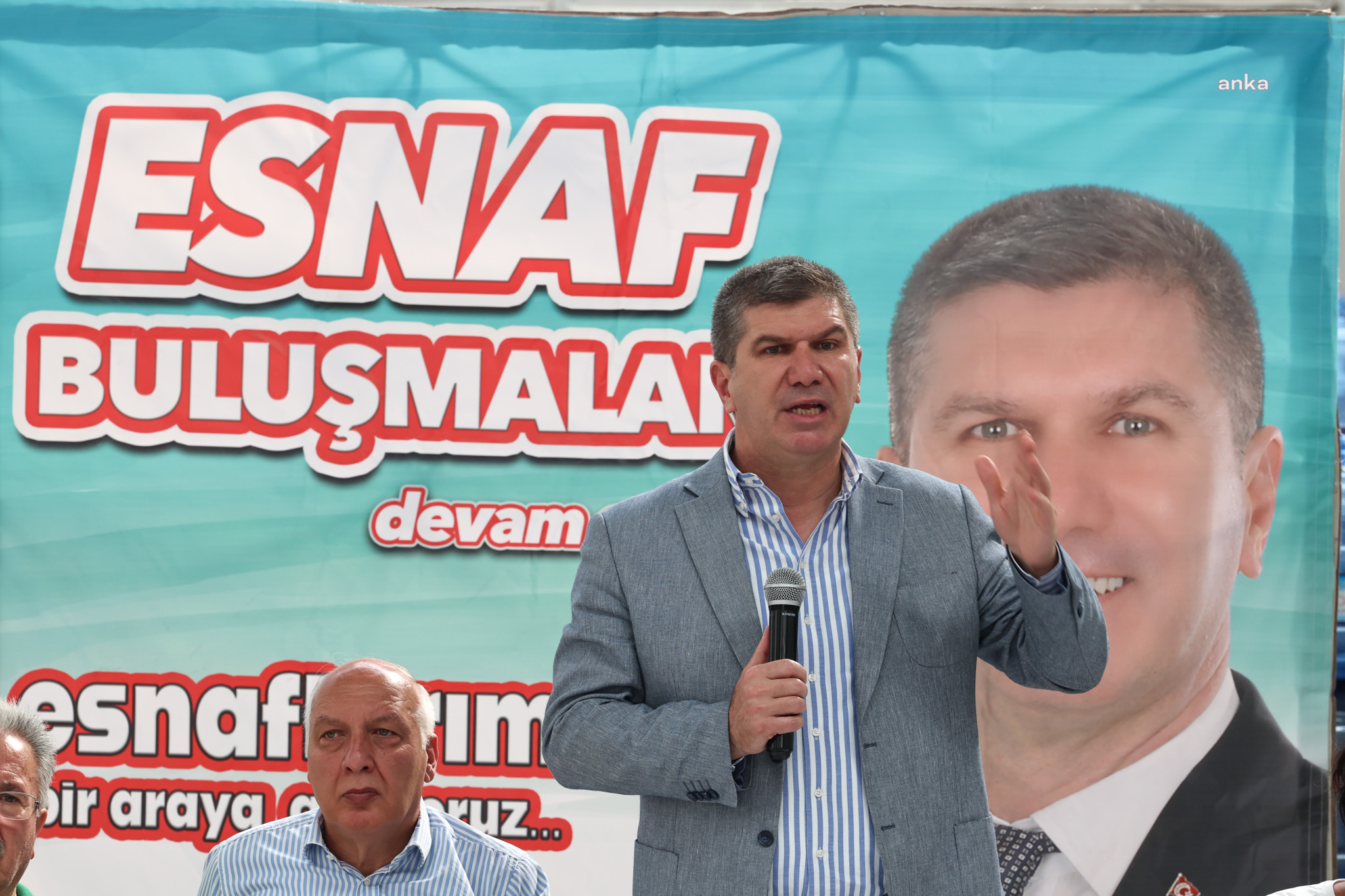 Burdur Belediye Başkanı Ercengiz, Mahrukatçılar Sitesi esnafıyla kahvaltıda buluştu