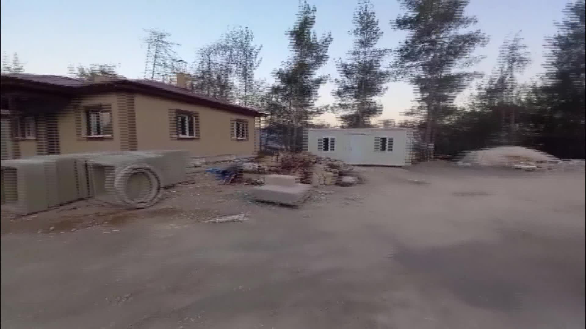 Gaziantep'te zeytinlik araziye yapılması planlanan TOKİ inşaatına köylülerden tepki: "7 ev için 300 ağacımızı sökecekler"