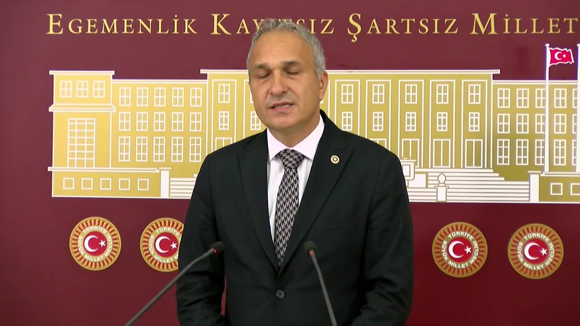 Suat Özçağdaş'tan 'LGS' açıklaması: "Bir sınav devam ederken eğer ortaya bu sorular dökülmüşse sınav sakatlanmış demektir"