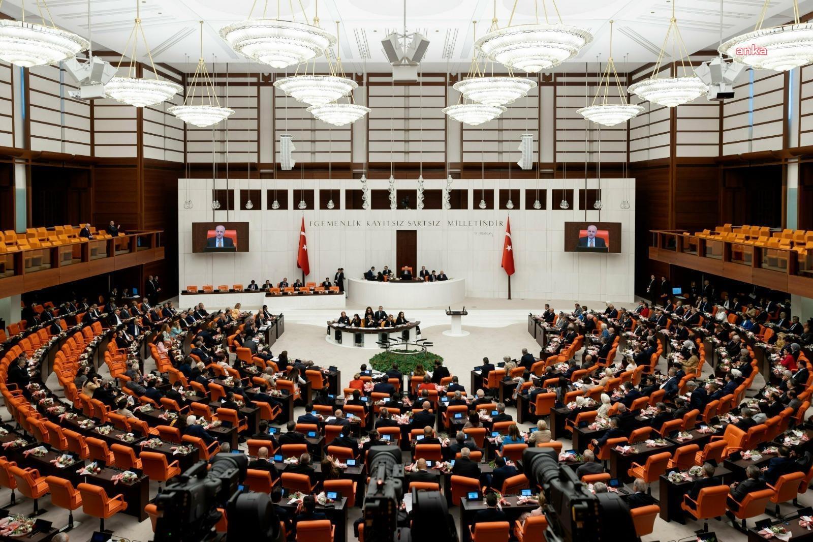 TBMM Genel Kurulu'nda, araçlarda ÖTV'yi düzenleyen torba kanun teklifi kabul edilerek, yasalaştı