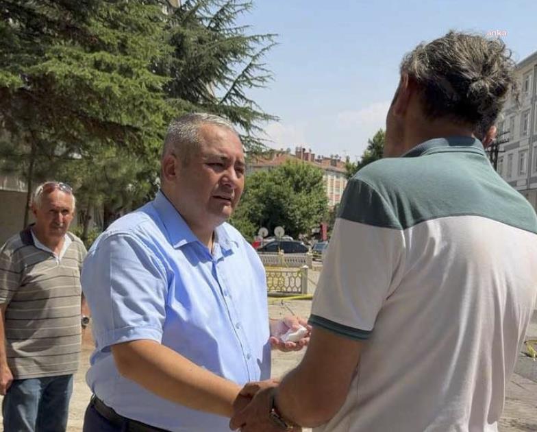 Keçiören Belediye Başkanı Özarslan, selden etkilenen vatandaşlarla bir araya geldi
