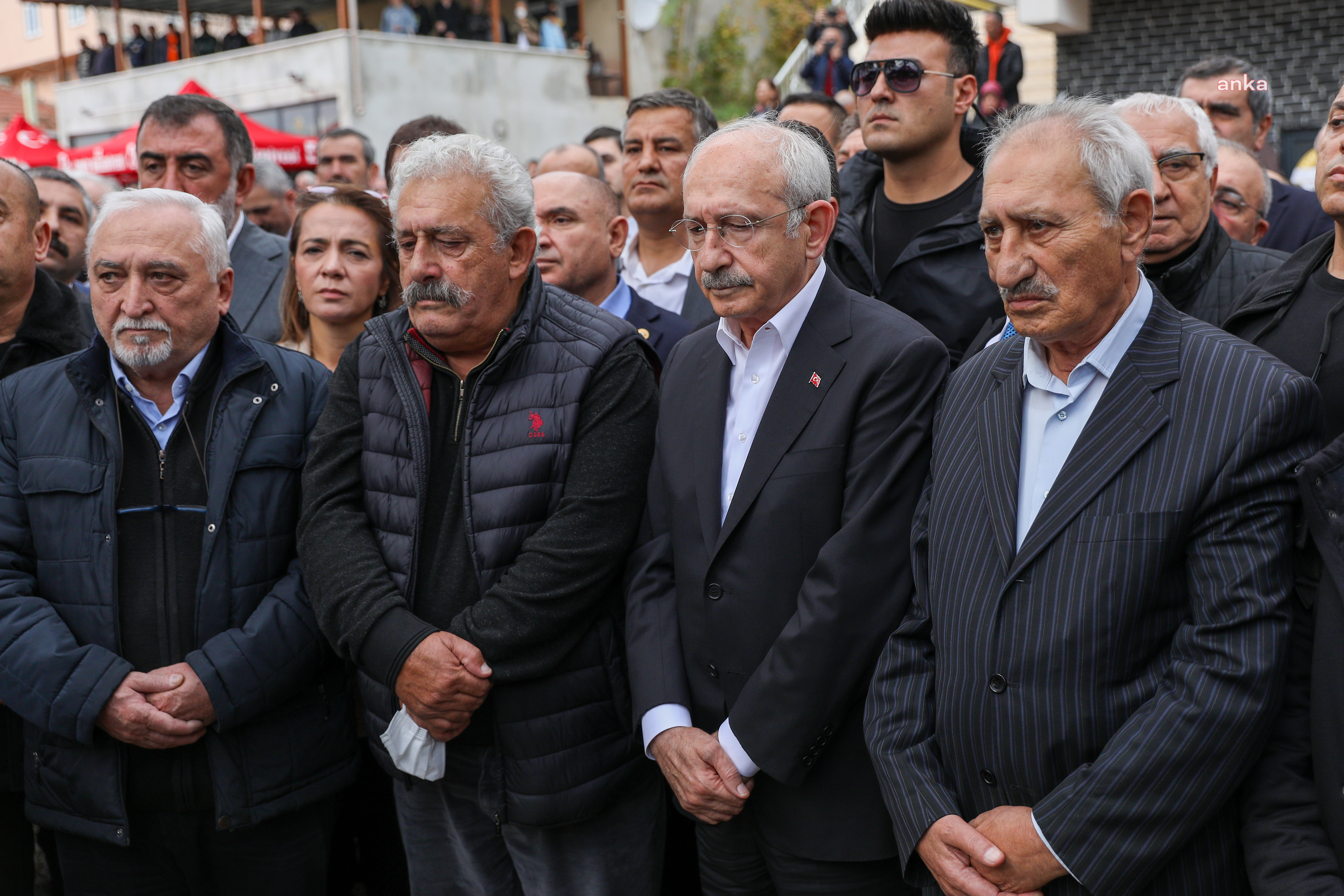CHP Genel Başkanı Özel'den kardeşi vefat eden Kılıçdaroğlu’na "başsağlığı" telefonu