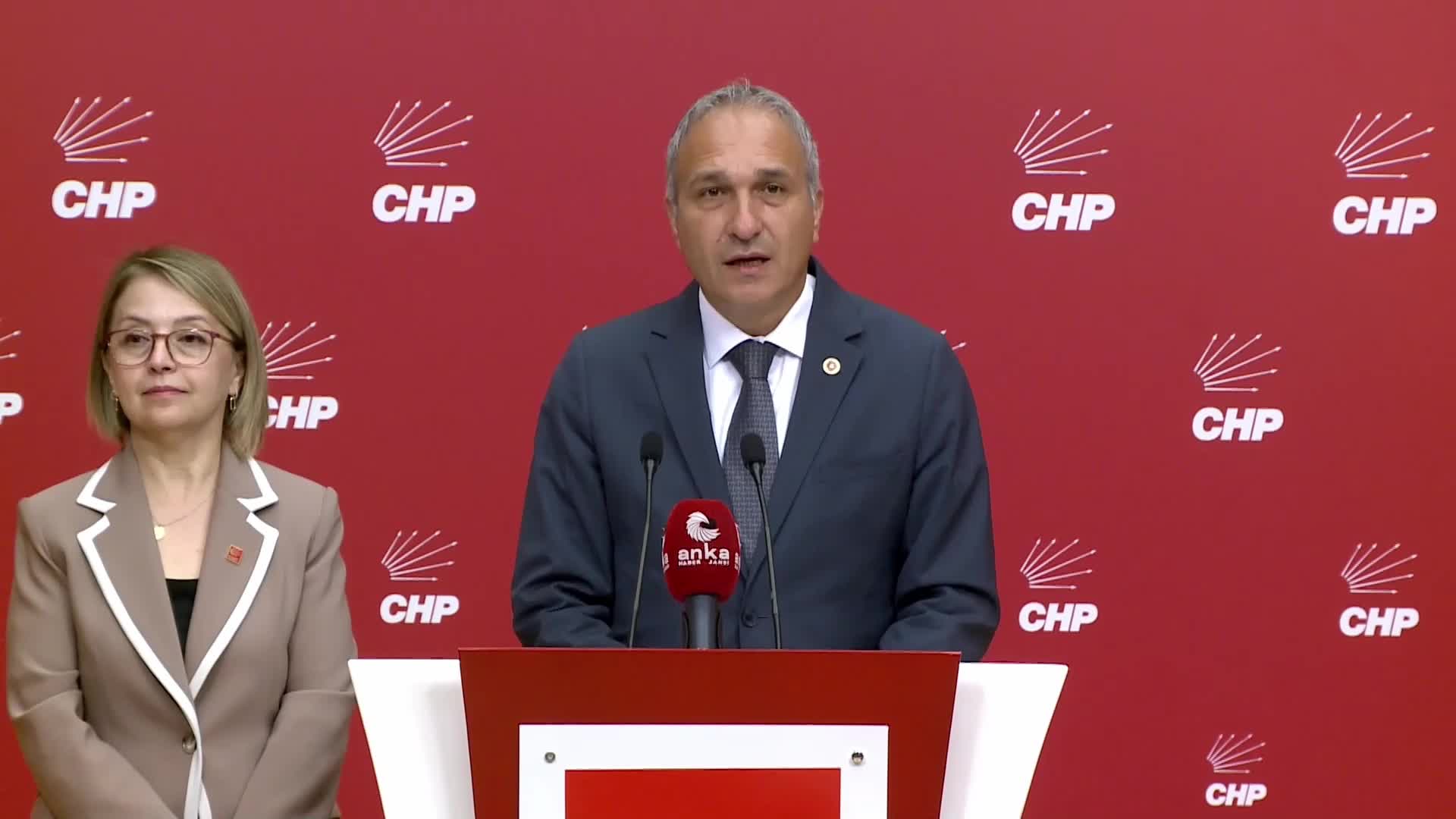 Suat Özçağdaş'tan YKS sonuçlarına ilişkin açıklama: "Çeyrek yüzyıldır ülkeyi yöneten AK Parti’nin eğitim anlayışının iflasıdır"