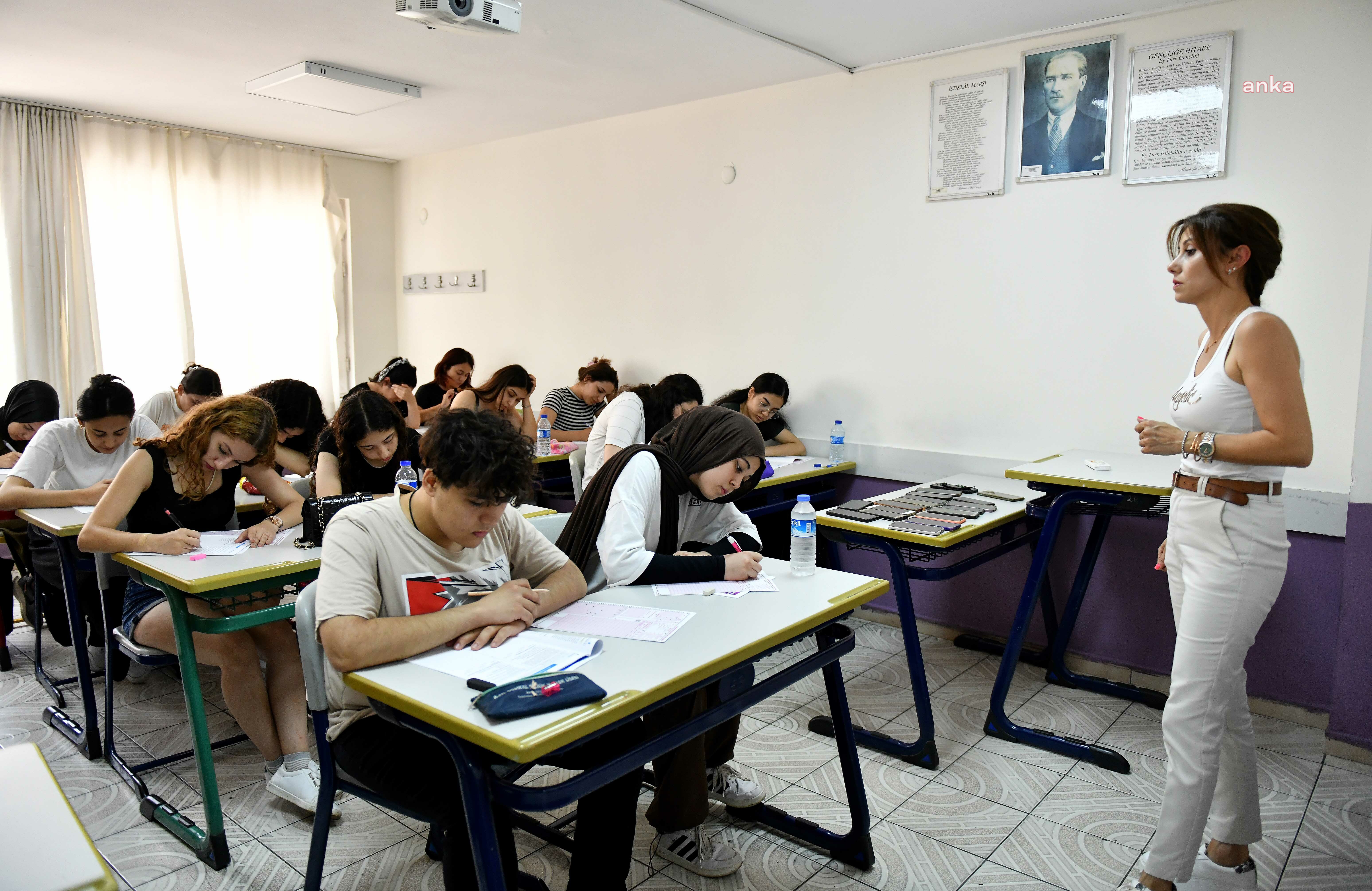 Muratpaşa Gençlik Merkezi’nden YKS’de yüzde 95'lik başarı oranı