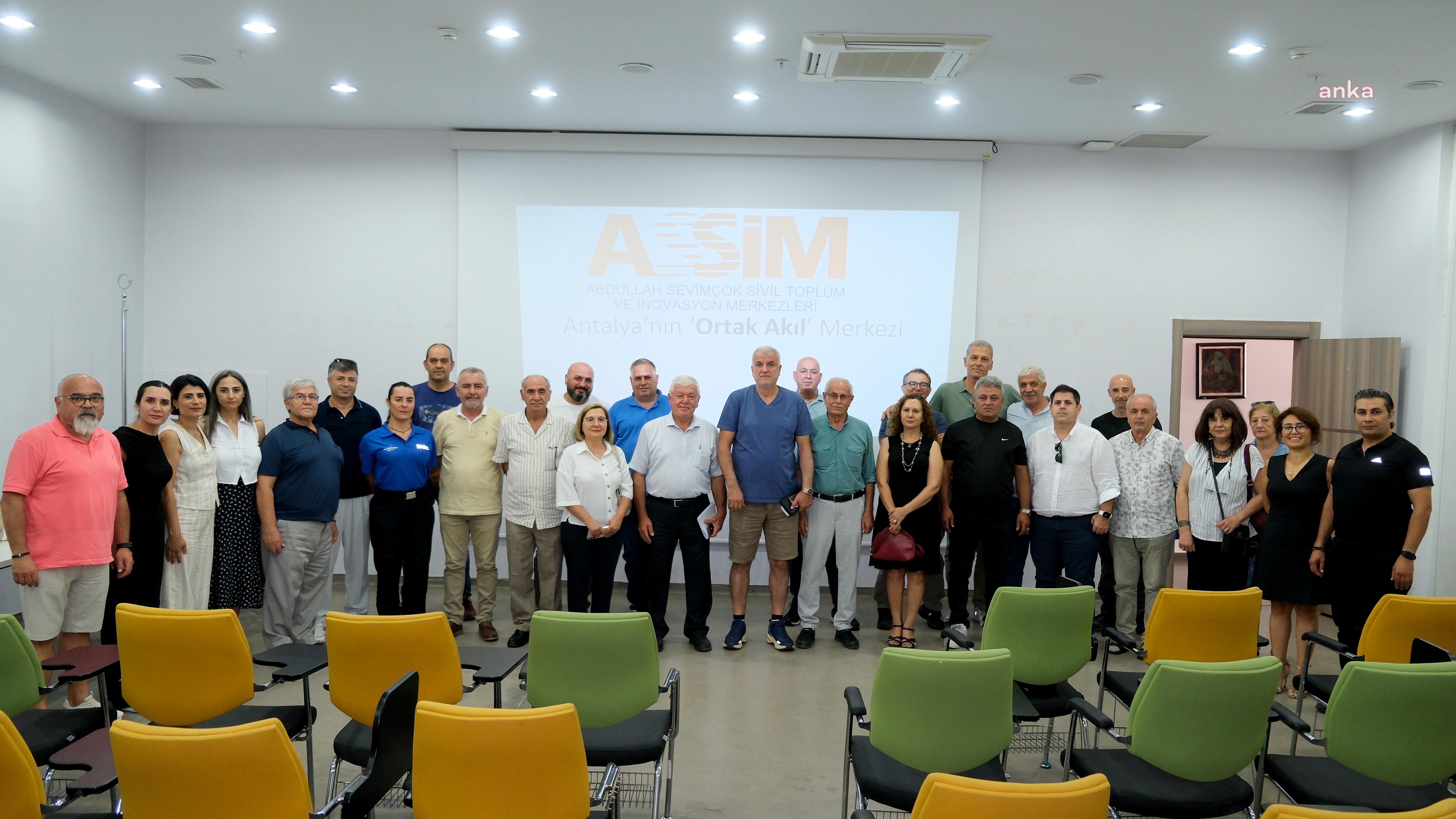 Antalya Müzesi'nin yıkım kararına karşı, sivil toplum kuruluşları toplantı yaptı