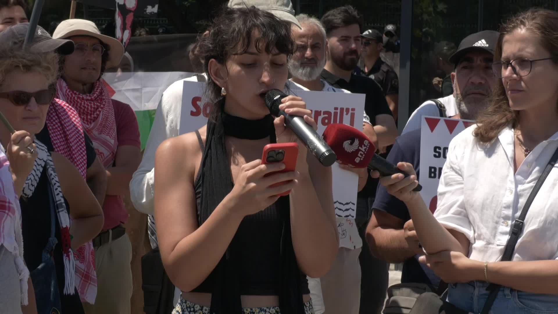 Filistin Eylem Komitesi'nden IDEF 2025 protestosu