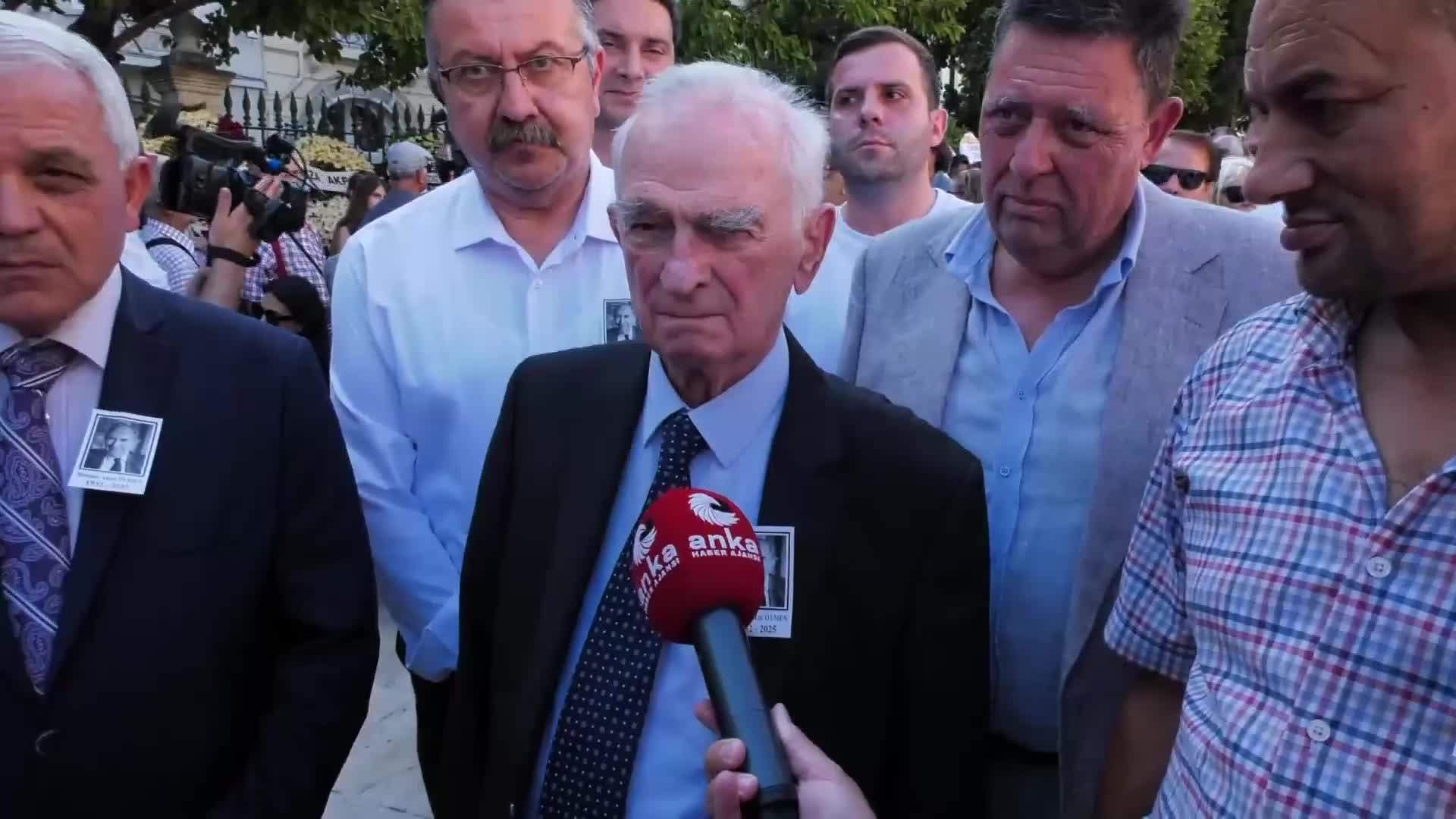 Altan Öymen vefat etti.. Önder Sav: "İyi bir dostumu kaybetmenin acısını çekiyorum"