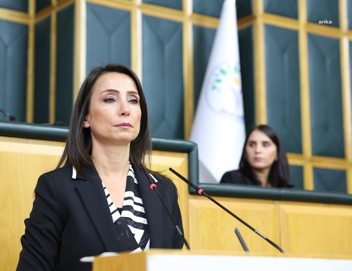 Cumartesi Anneleri'nden Emine Ocak'ın vefatı... Tülay Hatimoğulları: "Şimdi Emine annesiz her meydan eksik bizim için"