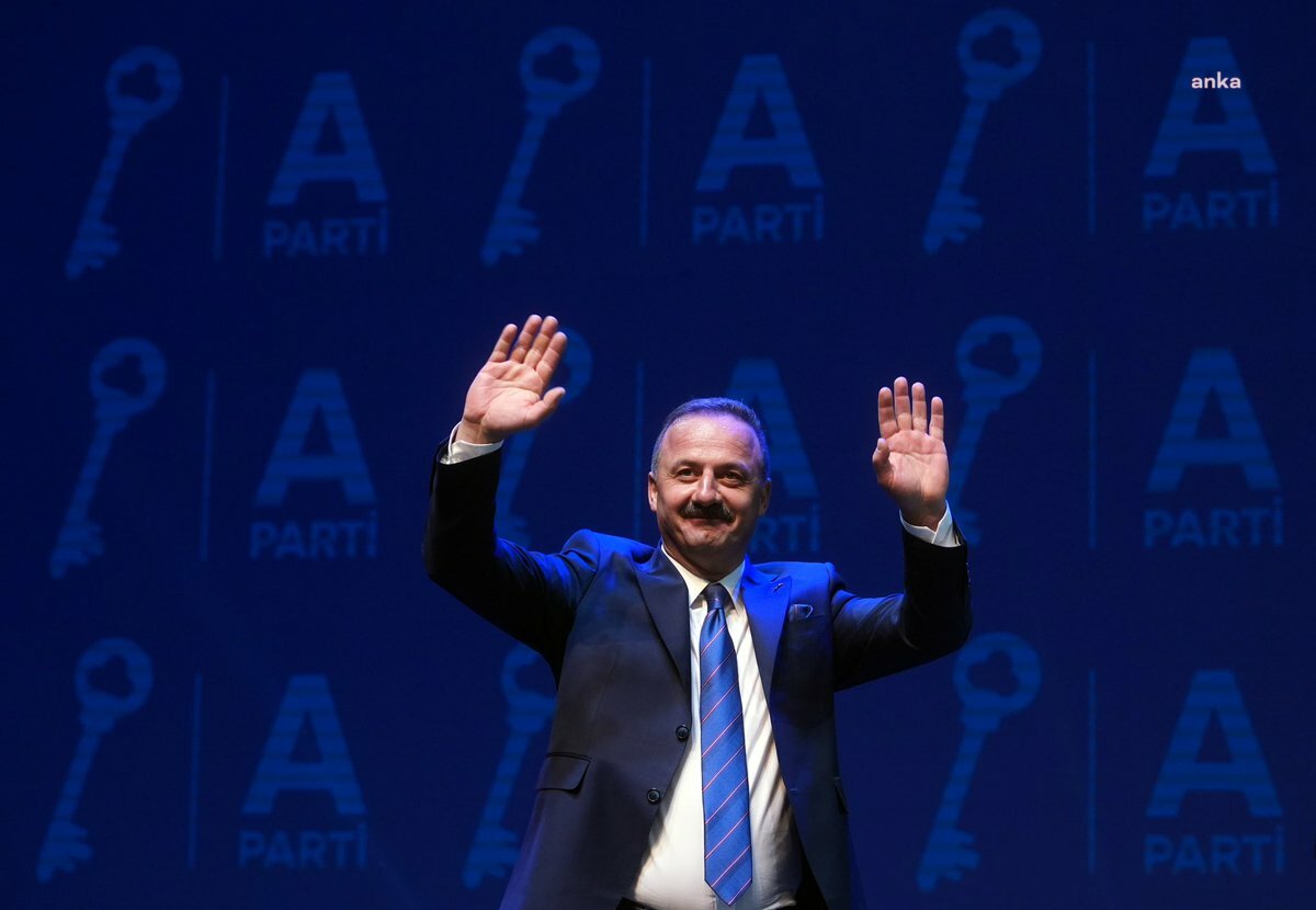 Anahtar Parti Genel Başkan Yardımcısı Hamşioğlu'ndan Ağıralioğlu'nun Fatih Altaylı'yı ziyaretine ilişkin açıklama: “Sayın Akşener'e yönelik herhangi bir ifade kullanılmadı"