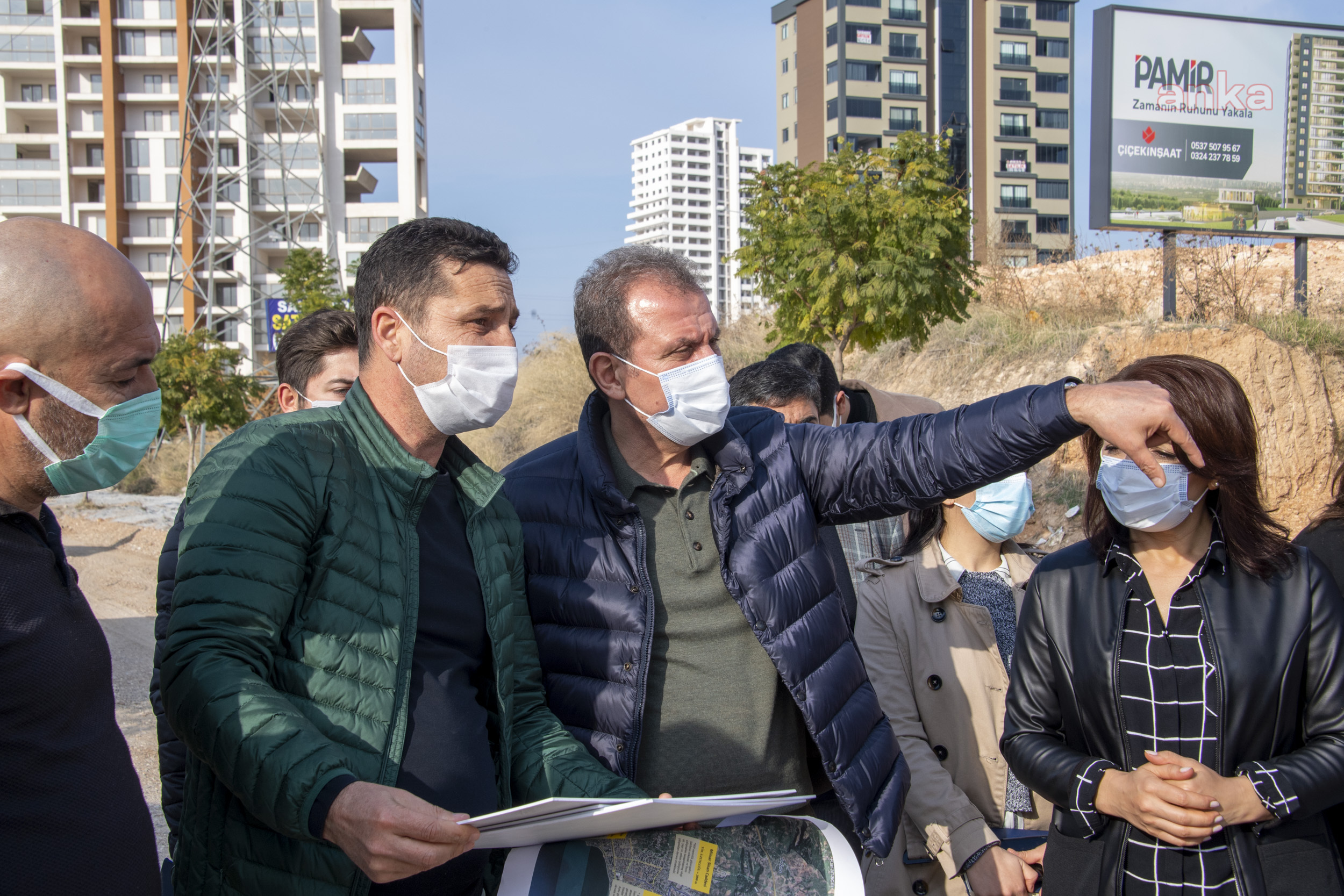 VAHAP SEÇER, BÜYÜKŞEHİR’İN YOL YAPIM VE BAKIM ÇALIŞMALARINI İNCELEDİ