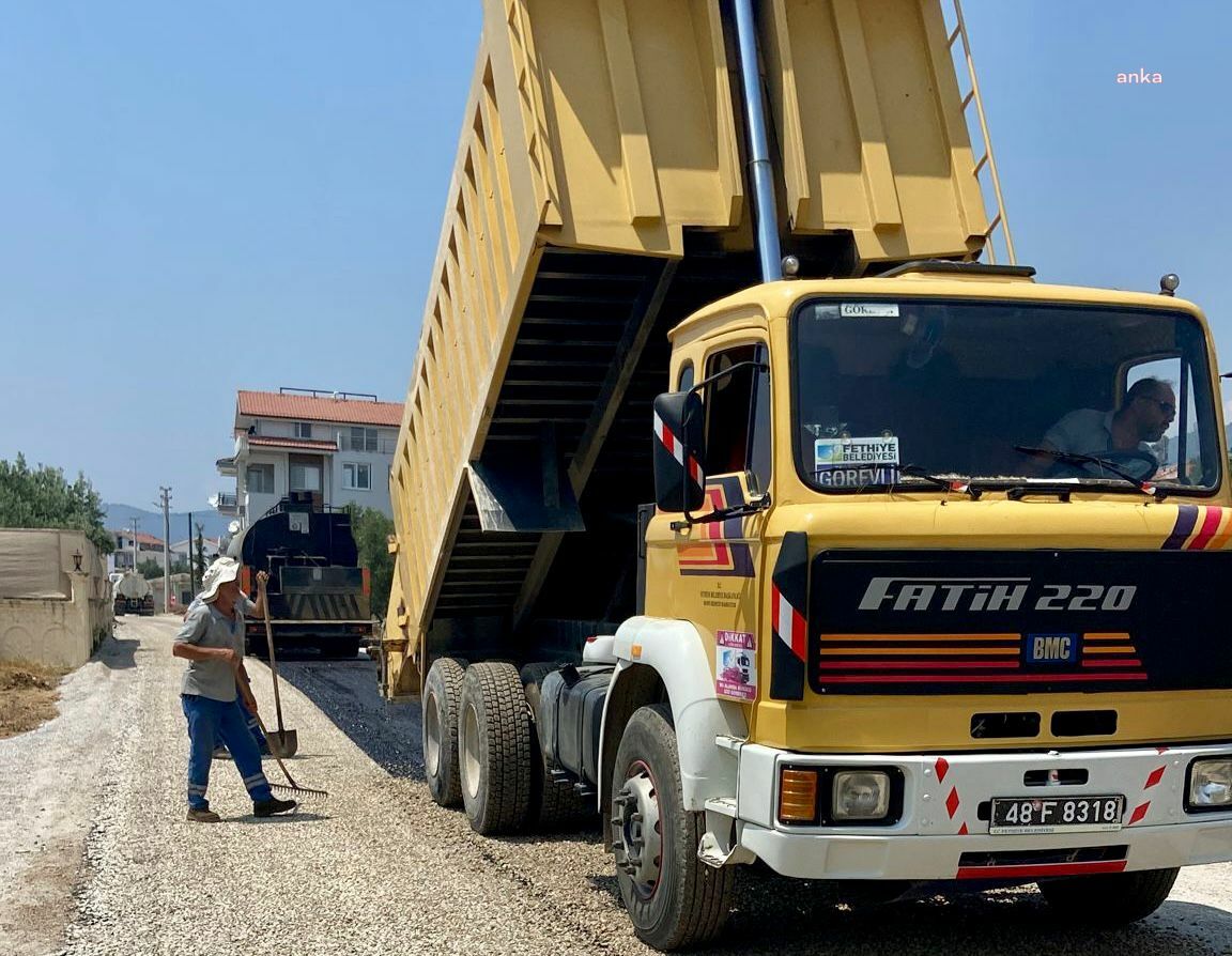 Fethiye Belediyesi Fen İşleri Müdürlüğü’nden yoğun mesai