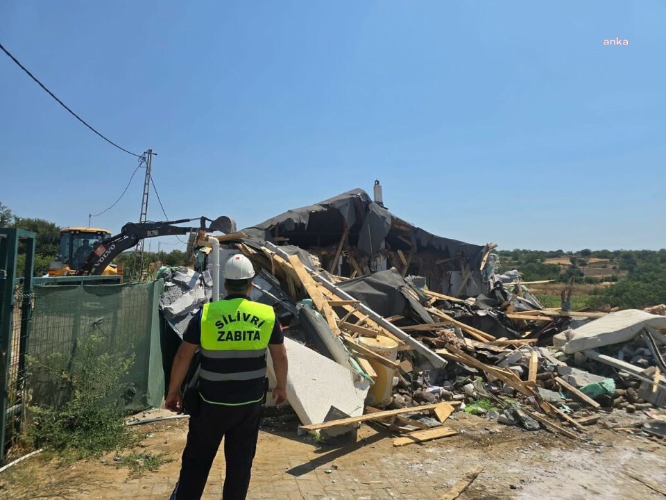 Silivri Belediyesi’nden tarım arazilerinde kaçak yapılaşmaya geçit yok... Belediye Başkanı Balcıoğlu: Tarım alanlarımızı betona kurban etmeyeceğiz