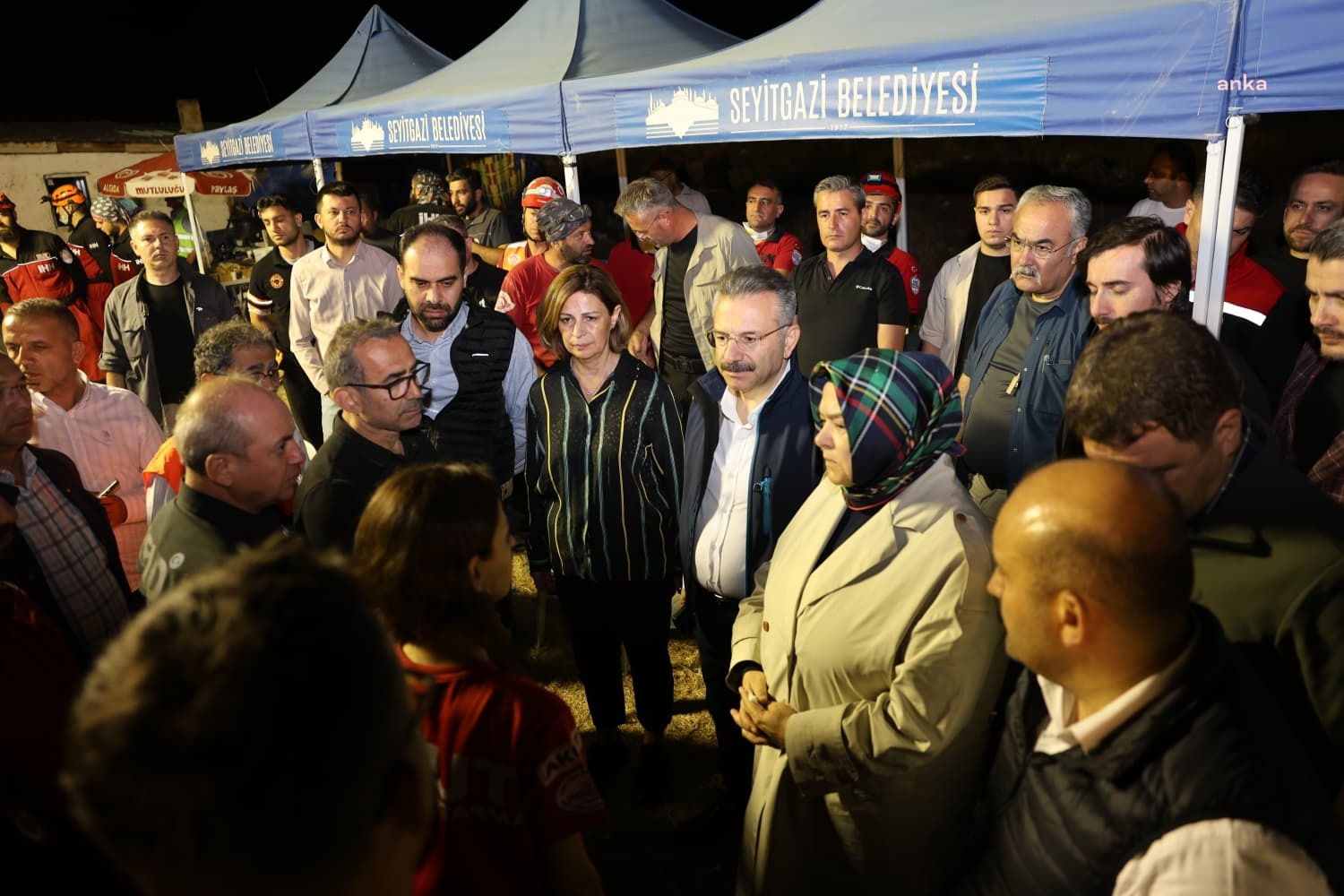 Seyitgazi'de çıkan yangın... Büyükşehir Belediye Başkanı Ünlüce: "Ne yazık ki 10 şehidimiz var. Eskişehir ve ülkemizin başı sağ olsun"
