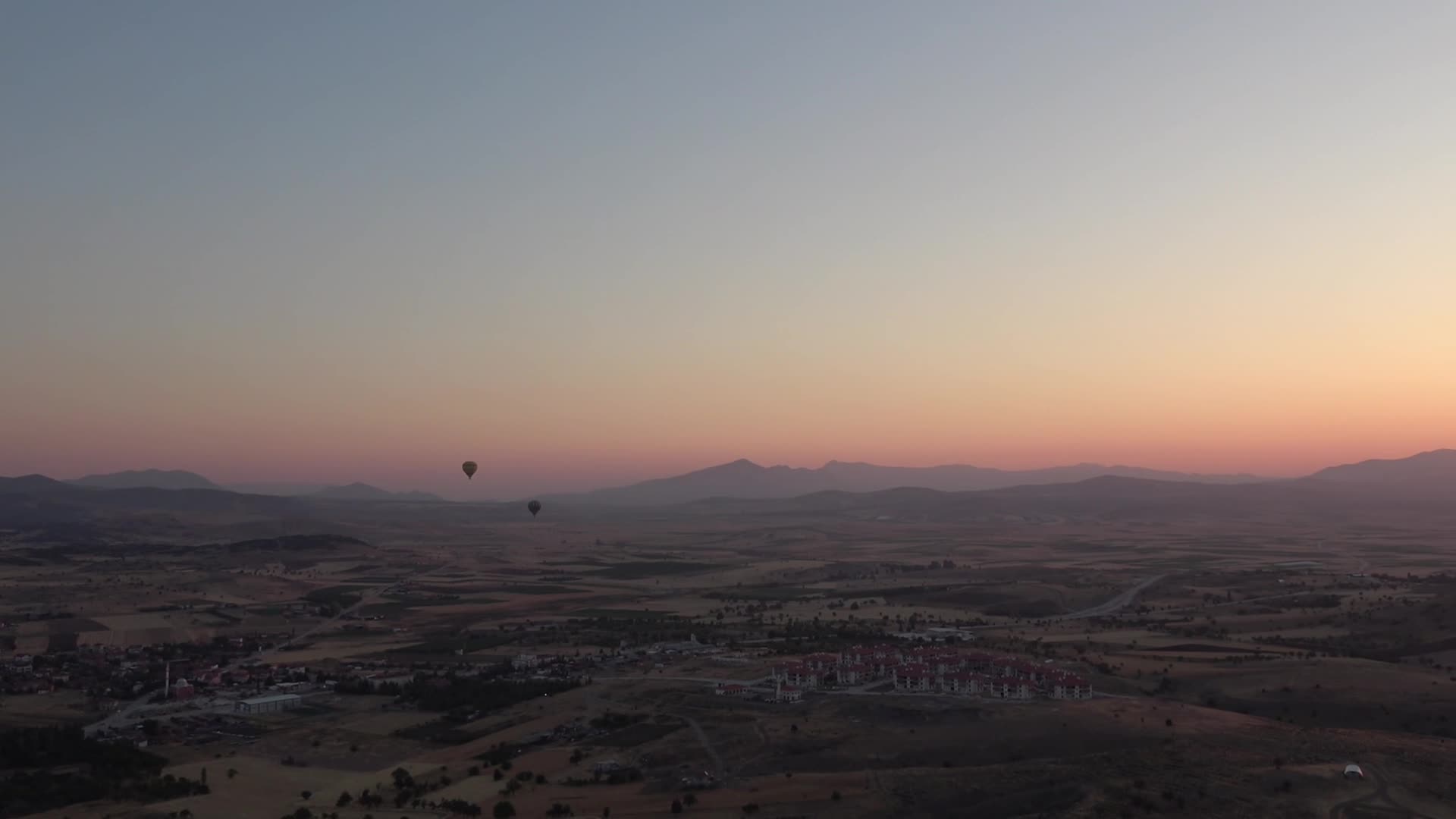 Burdur’da gazeteciler, Basın Bayramı’nı Salda Gölü manzarasında kutladı
