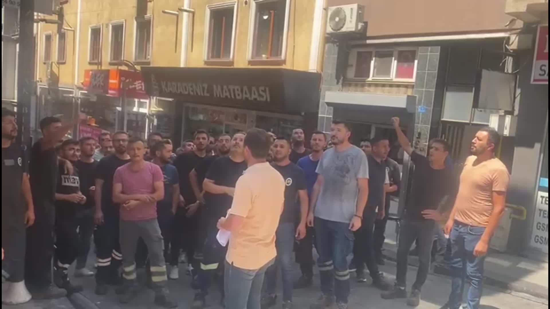 TTK işçilerinden TİS protestosu: Bordro yaktılar