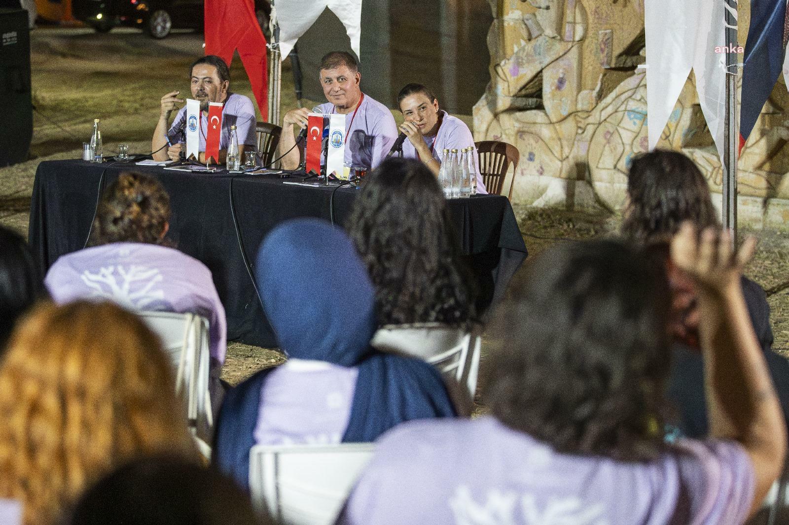 İzmir Büyükşehir Belediye Başkanı Tugay: “Belediyeler kuru siyaset yapılan yerler değil”