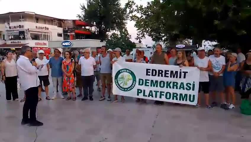 Edremit Demokrasi Platformu: "Bu yıl sadece 26 Haziran- 3 Temmuz tarihleri arasında 576 orman yangını meydana geldi"