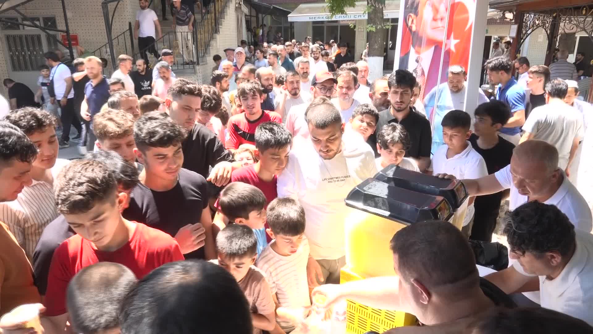 Osmangazi Belediye Başkanı Aydın, Küçükbalıklı sakinleri ile buluştu