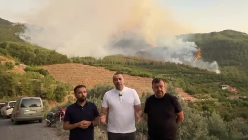 Antalya’daki yangın devam ediyor... CHP’li Aykut Kaya: Evler tahliye edilmiş durumda. Birçok vatandaşımızın şu anda tahliye işlemi gerçekleşmiş durumda