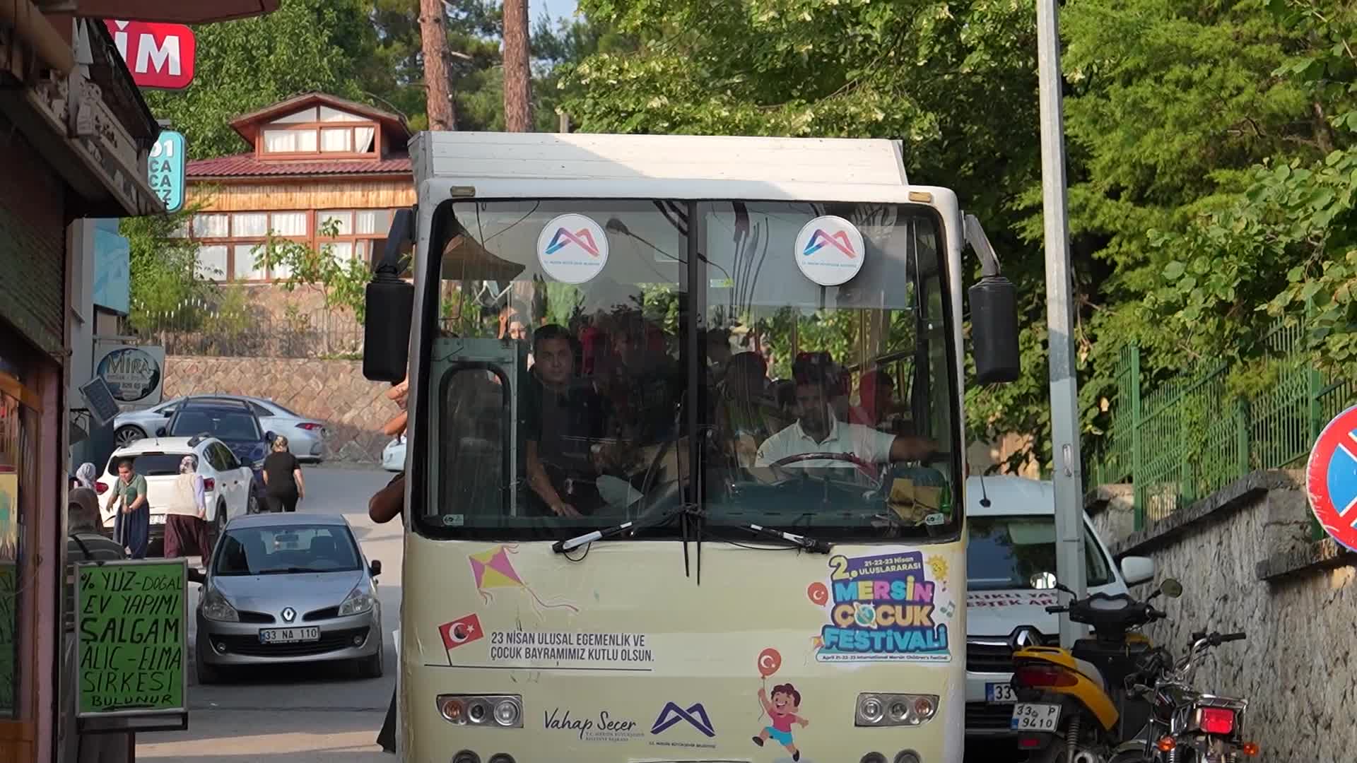 Mersin Büyükşehir Belediyesi'nin "Köy Bizim, Şenlik Bizim" etkinlikleri Çamlıyayla'da devam etti
