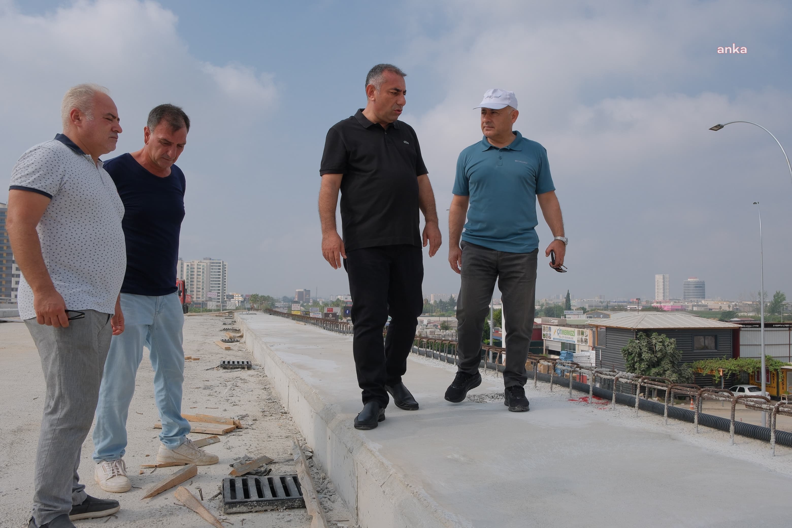 Adana Büyükşehir Belediye Başkan Vekili Geçer, Köprülü Kavşağı'nda incelemelerde bulundu