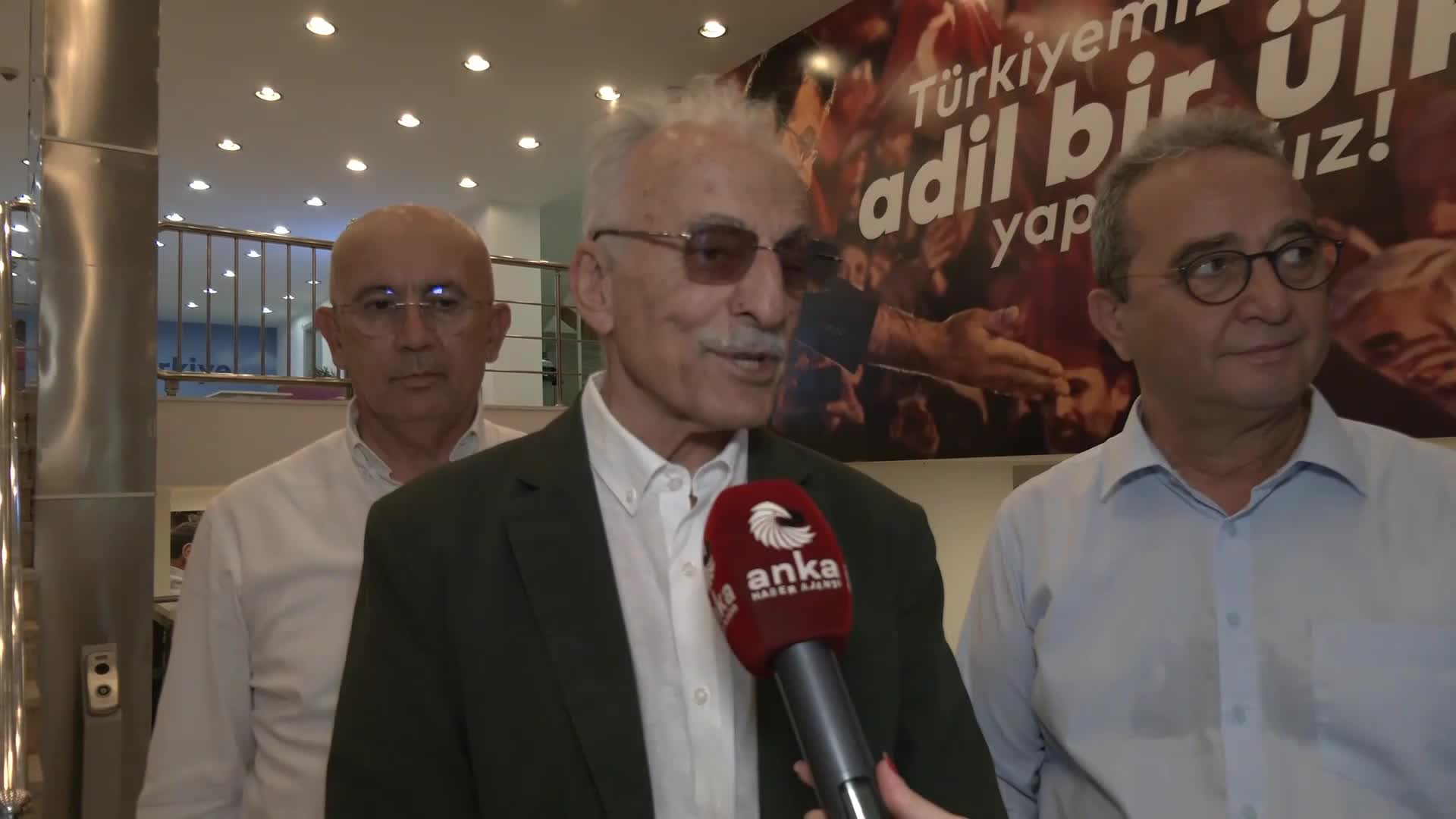 CHP'nin Cumhurbaşkanlığı Aday Ofisi açılıyor... Murat Karayalçın: "Hep birlikte cumhurbaşkanı adayımızı eski Genel Merkezimizden selamlayacağız"