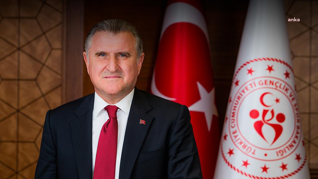 Gençlik ve Spor Bakanı Bak: Yurtlarımız, yangından etkilenen vatandaşlarımızın hizmetindedir