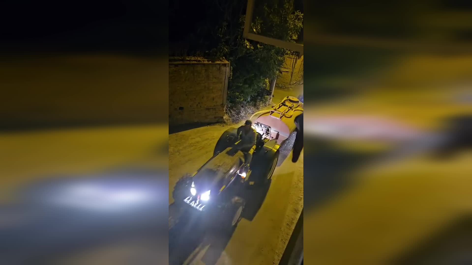 Bursa’daki yangına vatandaş desteği: Seçköy sakinleri tankerlerle su taşıdı