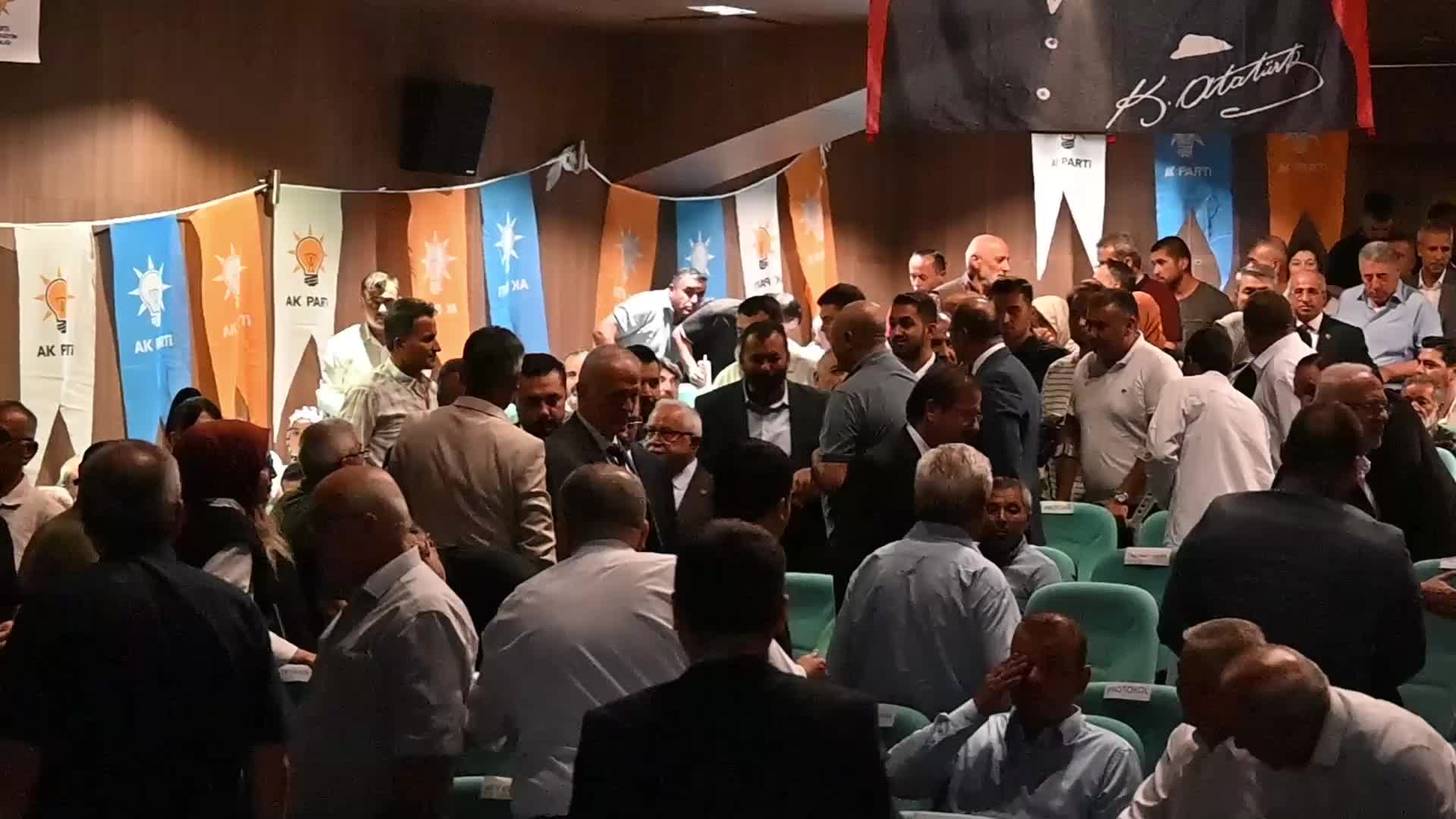 AK Parti Genel Başkanvekili Elitaş: “Şehit aileleriniz size bu konuyla ilgili tepkisi varsa haklı olarak görün ama tartışmaya girmeyin”