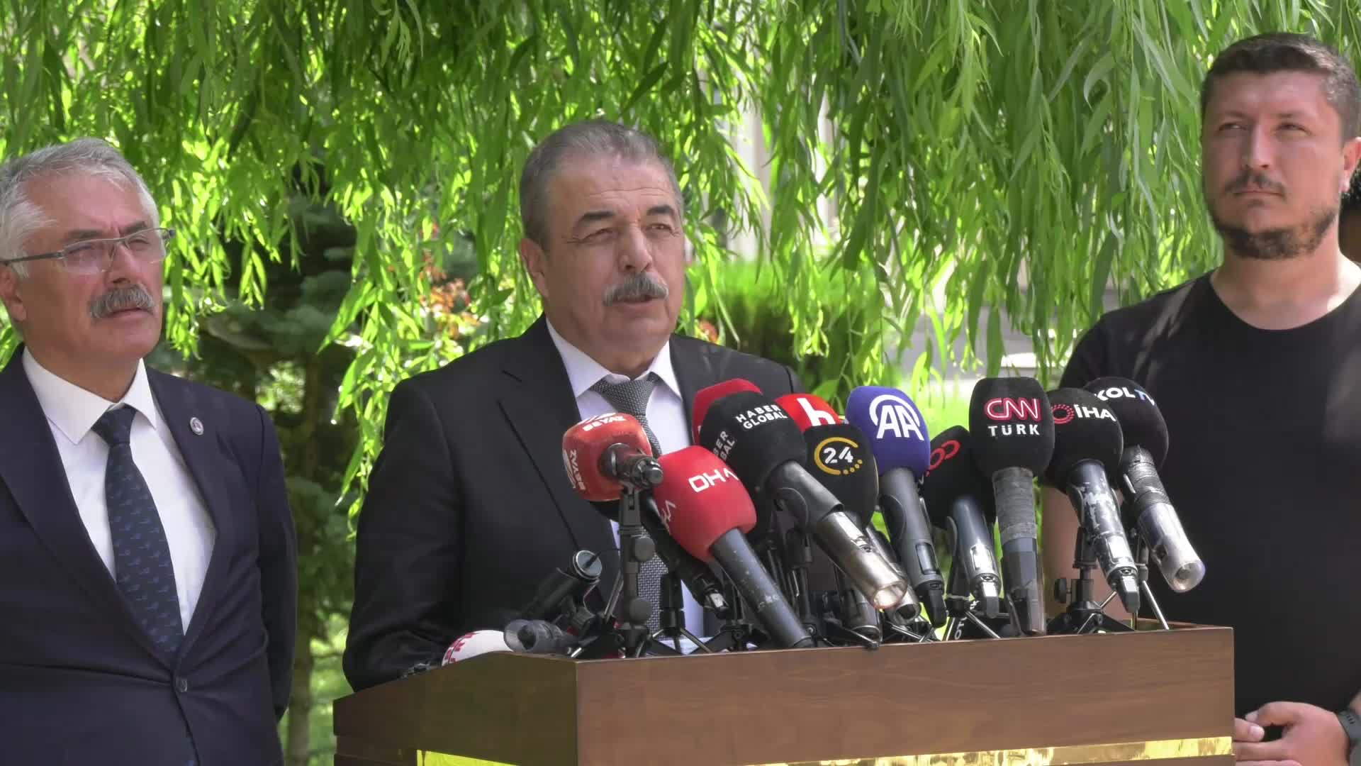 Birleşik Kamu-İş Genel Başkanı Yıldırım'dan "8. Dönem Toplu Sözleşme" açıklaması: "7 dönemdir yapılanın aynısını yaparak 8. dönemde başka bir sonuç elde edilemeyeceğini söyledik"
