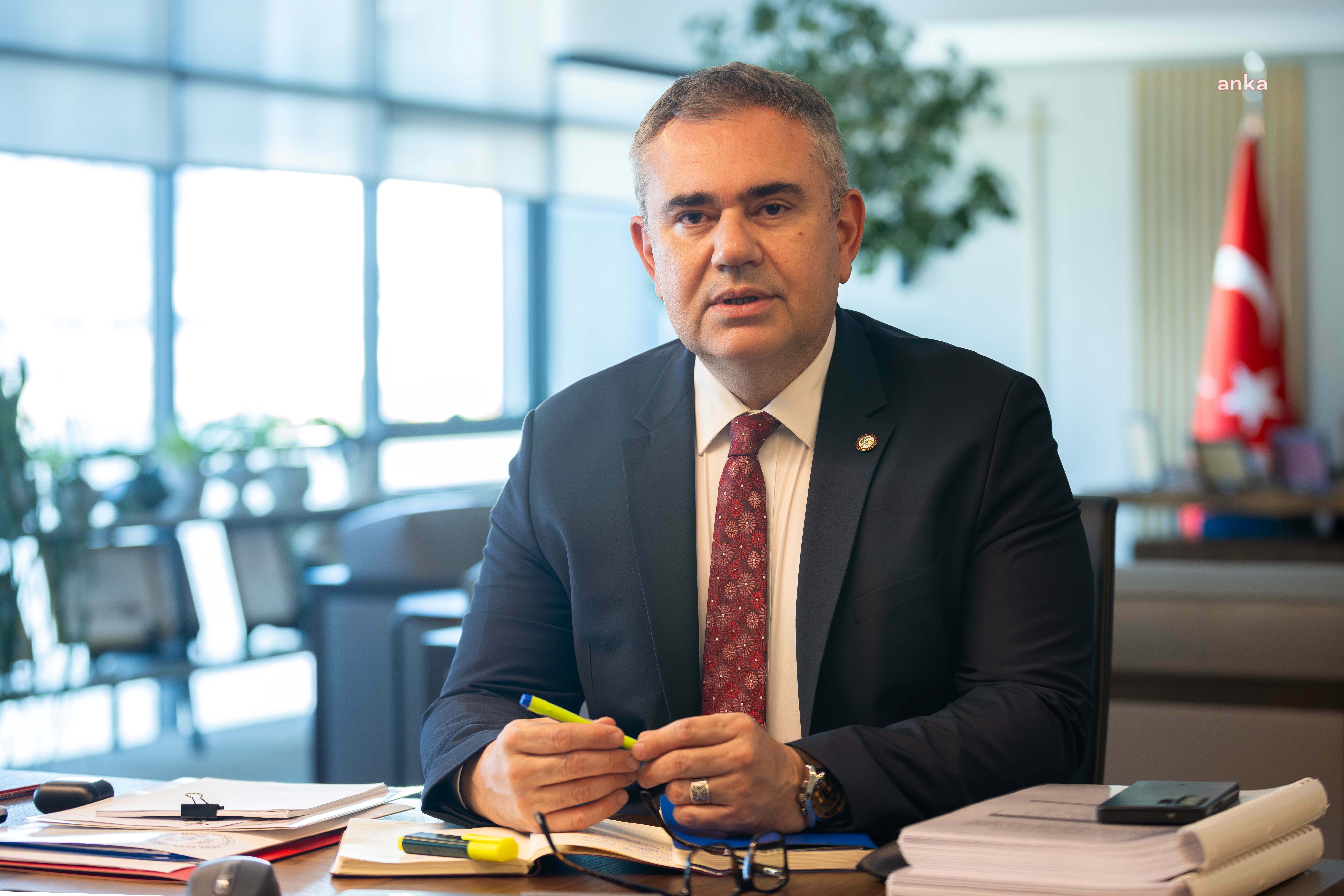 Türk Eczacıları Birliği Başkanı Üney: "Bakan’ın işaret ettiği gelir beyanı, kayıt dışılık değil; ekonomik daralmanın resmi belgesidir"