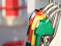 Petrolde küresel fiyatlar düşerken, Türkiye'de ise pompa fiyatları yükseliyor