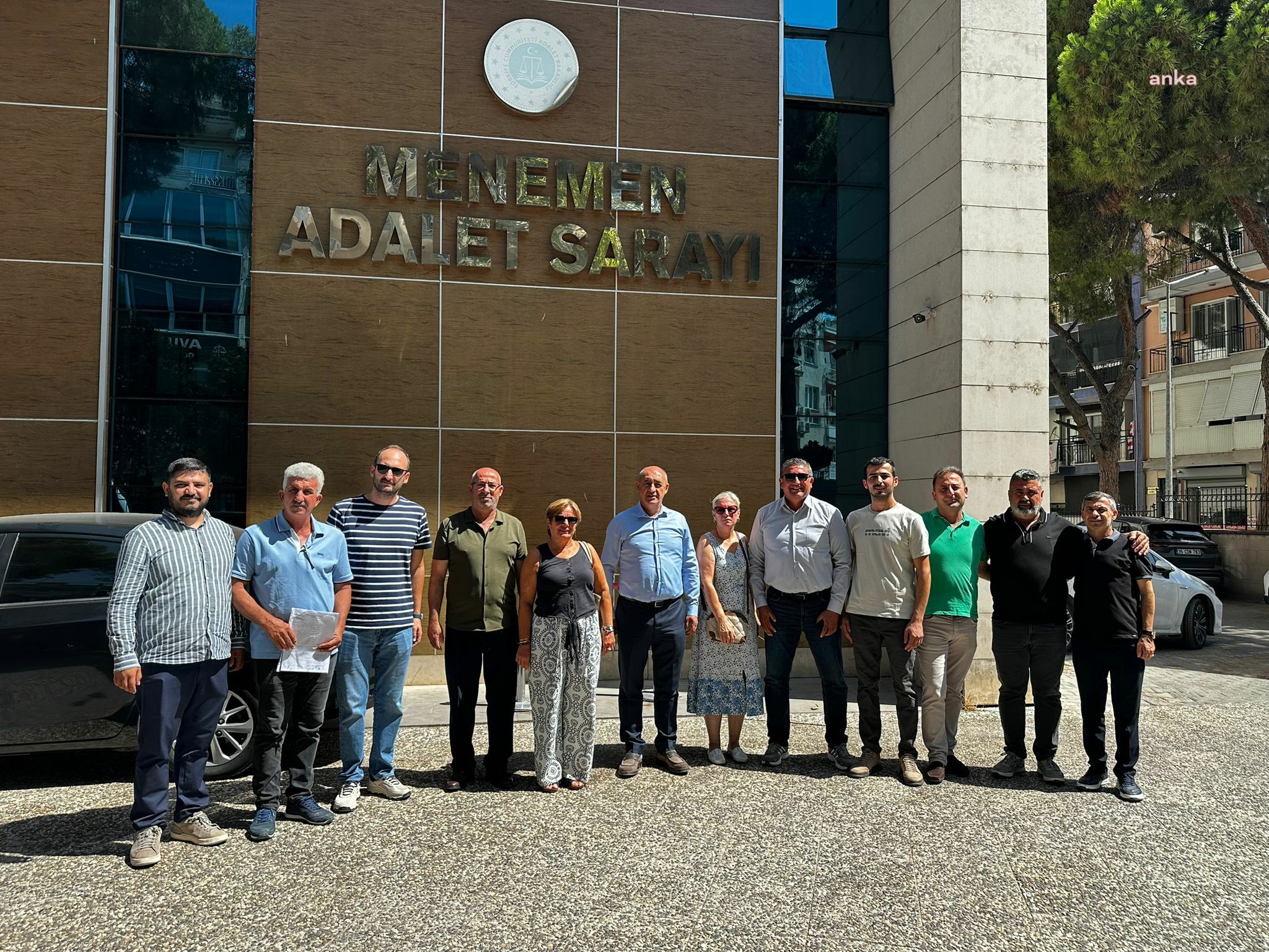 CHP’li meclis üyelerinden AK Partili Pehlivan yönetimindeki Menemen Belediyesi hakkında suç duyurusu
