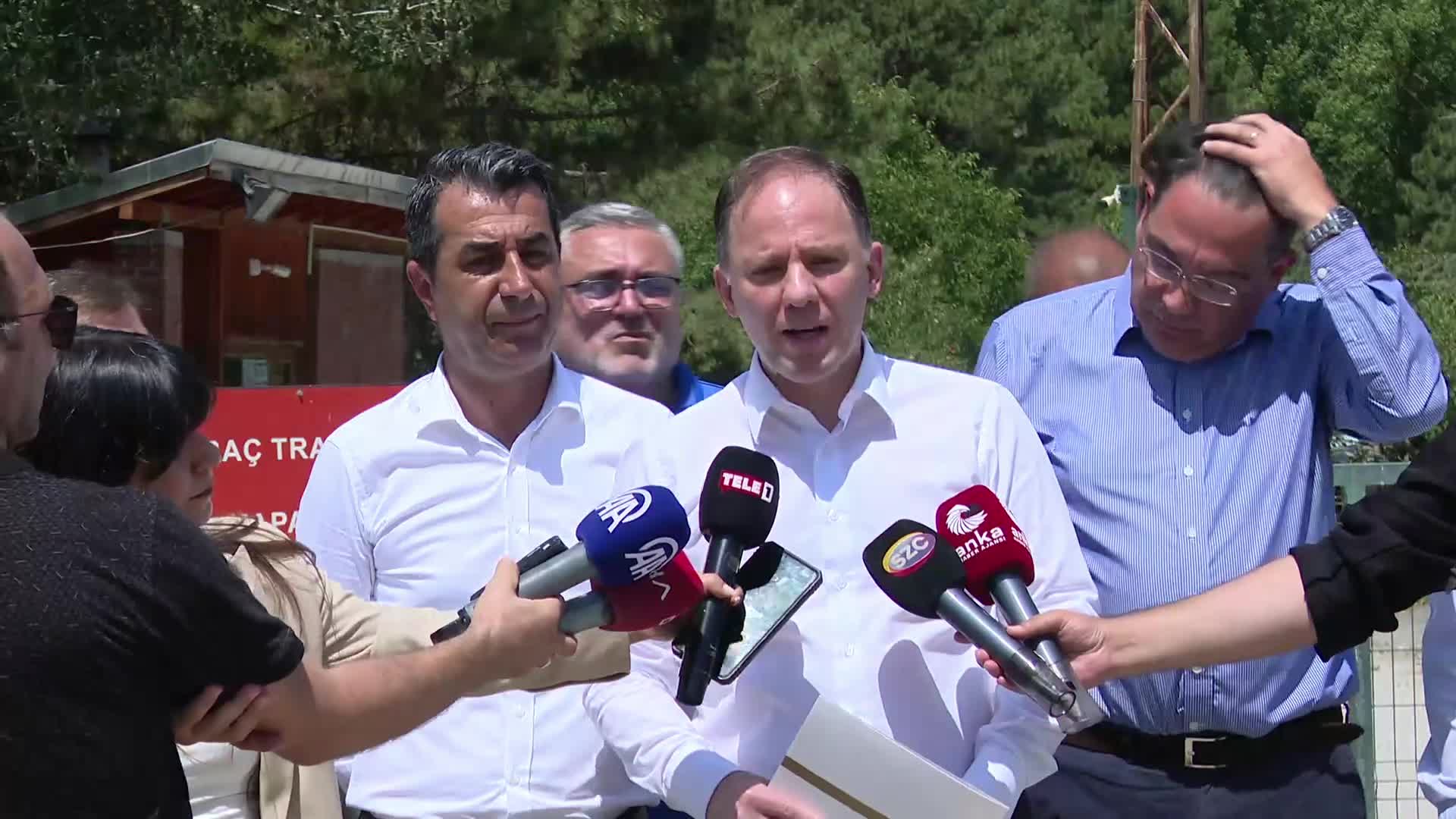 Deniz Yavuzyılmaz: Orman yangınları konusunda denetimsizliğin, liyakatsizliğin, iş bilmezliğin sebebi tek adam rejimidir
