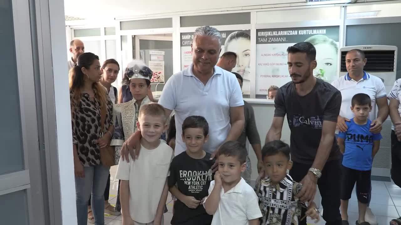 Muratpaşa Belediye Başkanı Uysal’dan sünnet çocuklarına ziyaret