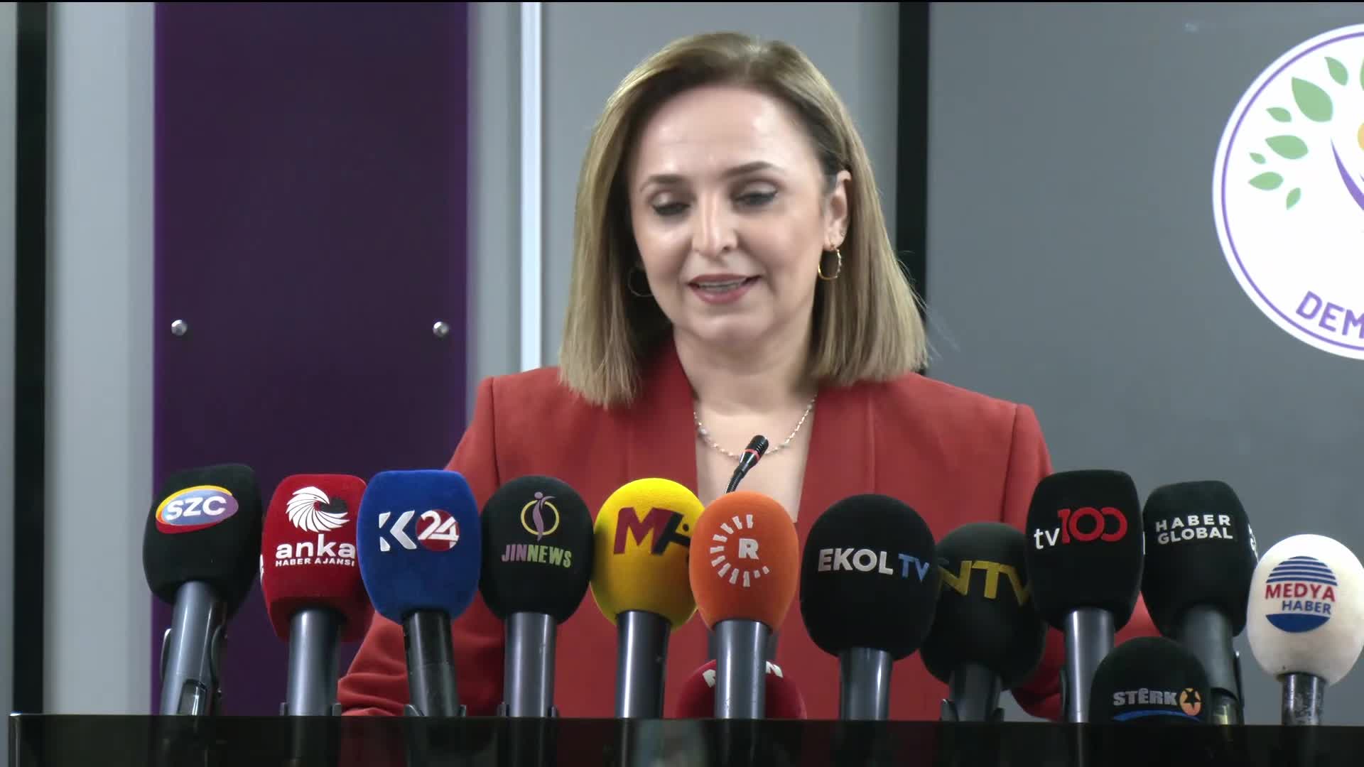 Ayşegül Doğan: "Farklı düşündükleri için insanlar 30 yıl hapistelerse bugün tahliyeleri sevinç, endişe nedeni değil, geriye dönüp bakma sorumluluğunun da nedeni olmalı"