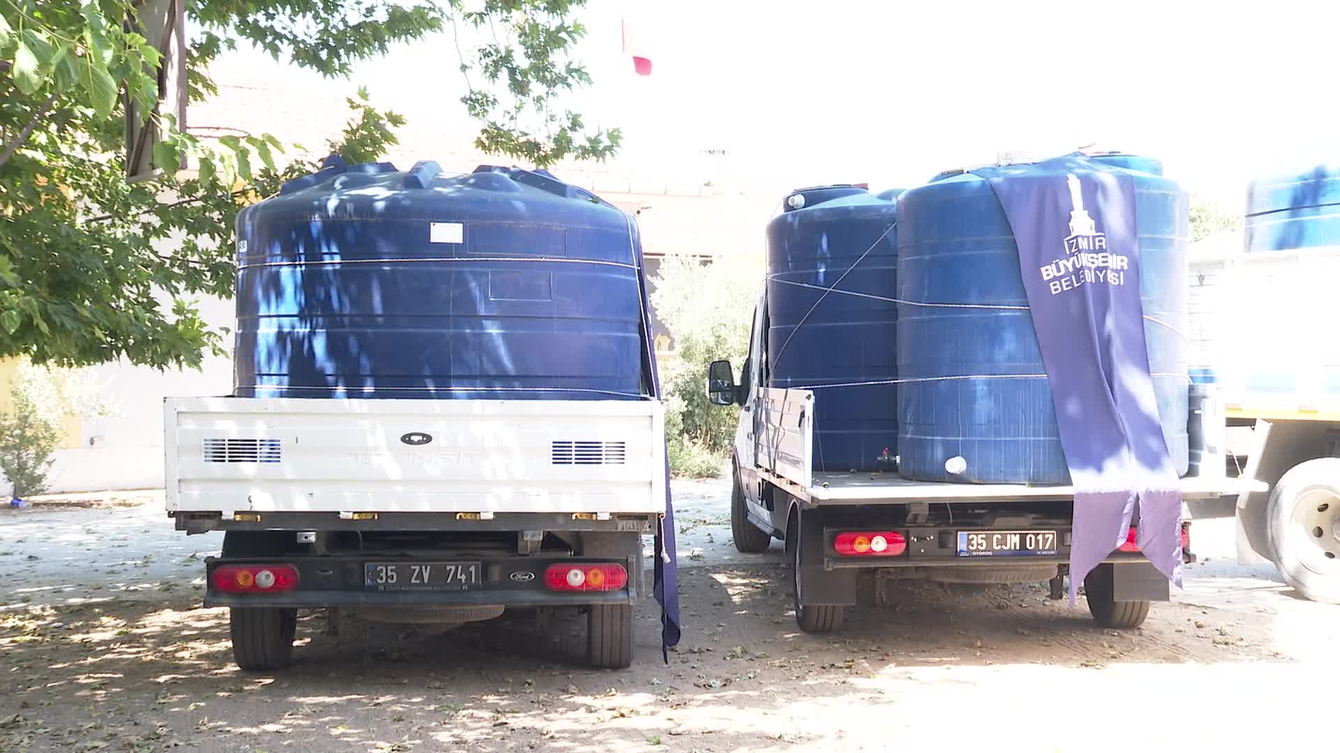 İzmir Büyükşehir Belediyesi’nden yanan köylerde üreticilere su deposu desteği