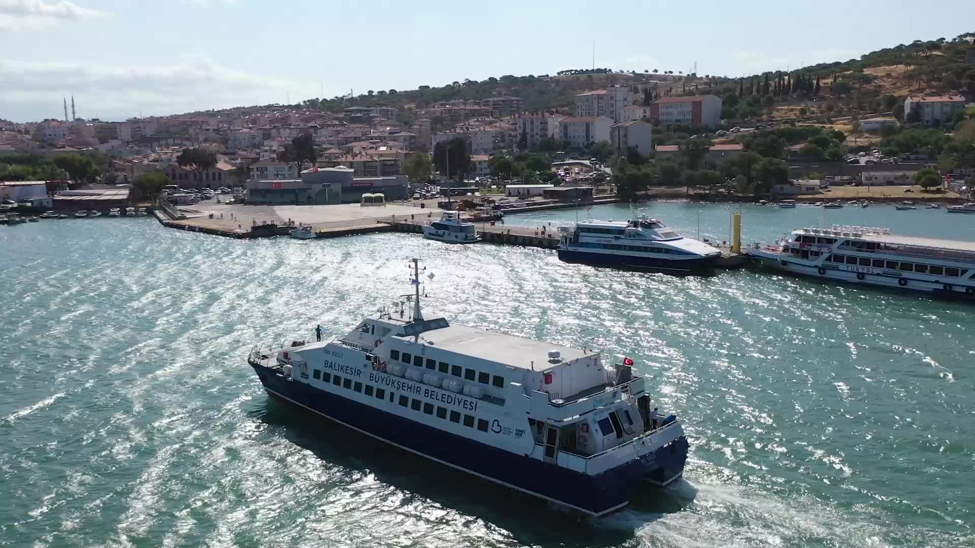 Balıkesir Büyükşehir Belediyesi, Ayvalık-Midilli deniz otobüsü seferlerini başlattı