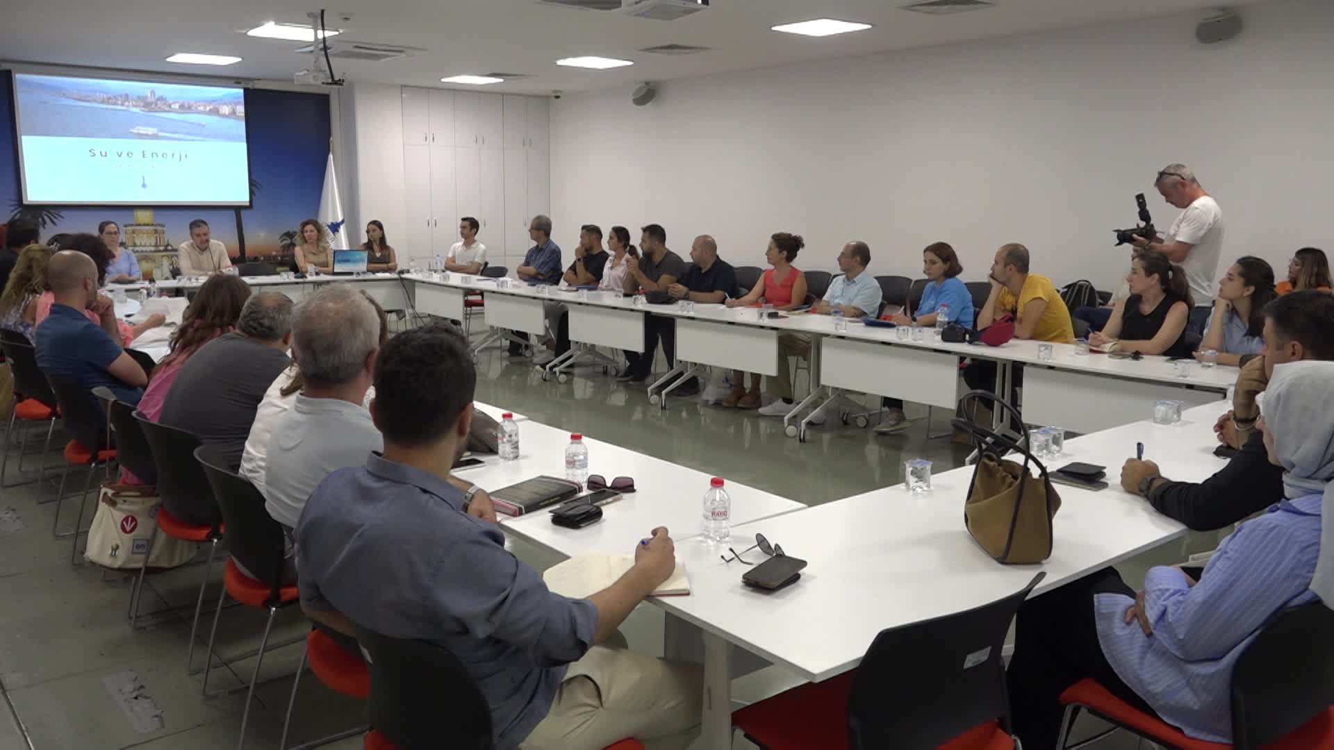 İzmir’de 380 olimpik havuzu dolduracak su ve 420 hanenin elektrik kullanıma denk gelecek elektrik tasarrufu