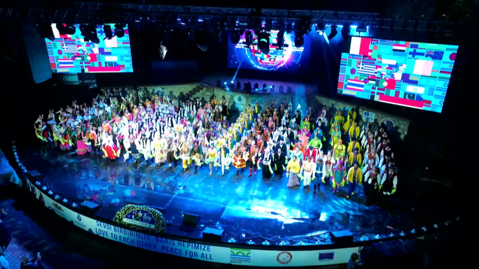26. Uluslararası İstanbul Büyükçekmece Kültür ve Sanat Festivali’ne renkli final