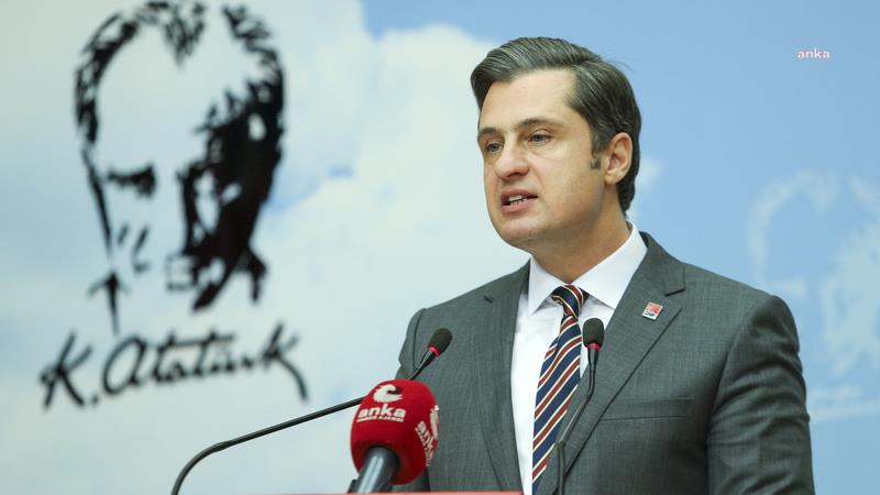 Deniz Yücel'den Ömer Çelik'e: "AKP’nin ticaret rekorları kırdığı İsrail’e karşı sessizliği ortadayken, Filistin’le ilgili nutukları,  iç siyaseti domine etmeye yönelik, samimiyetsiz bir şovdan ibarettir"