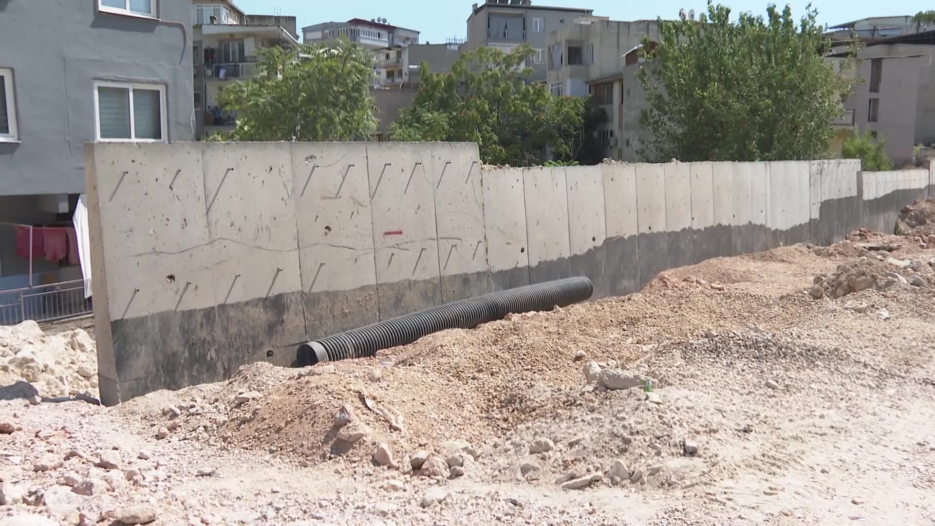 Karabağlar trafiğine nefes aldıracak yeni imar yolunda yüzde 70 ilerleme sağlandı