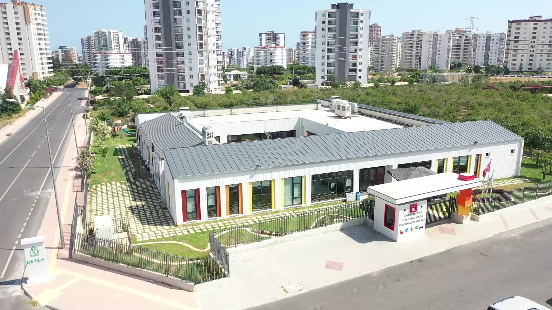 Yenişehir Belediyesi'nin BETEM modeli ailelerden tam not alıyor