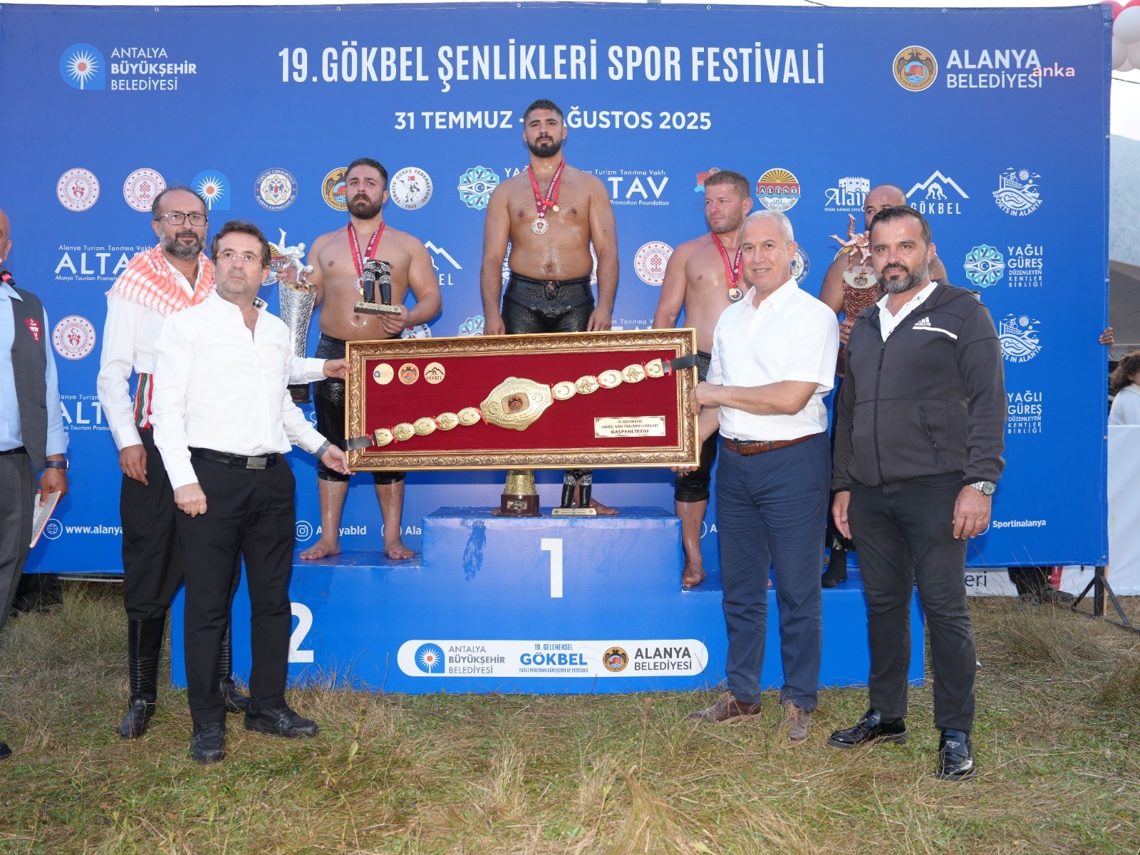 19. Geleneksel Gökbel Yağlı Pehlivan Güreşleri’nde altın kemer ikinci kez Enes Doğan’ın oldu